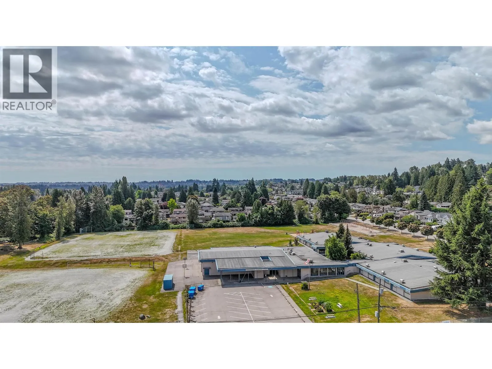 1668 CONNAUGHT DRIVE