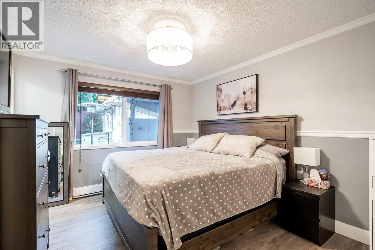 1668 CONNAUGHT DRIVE
