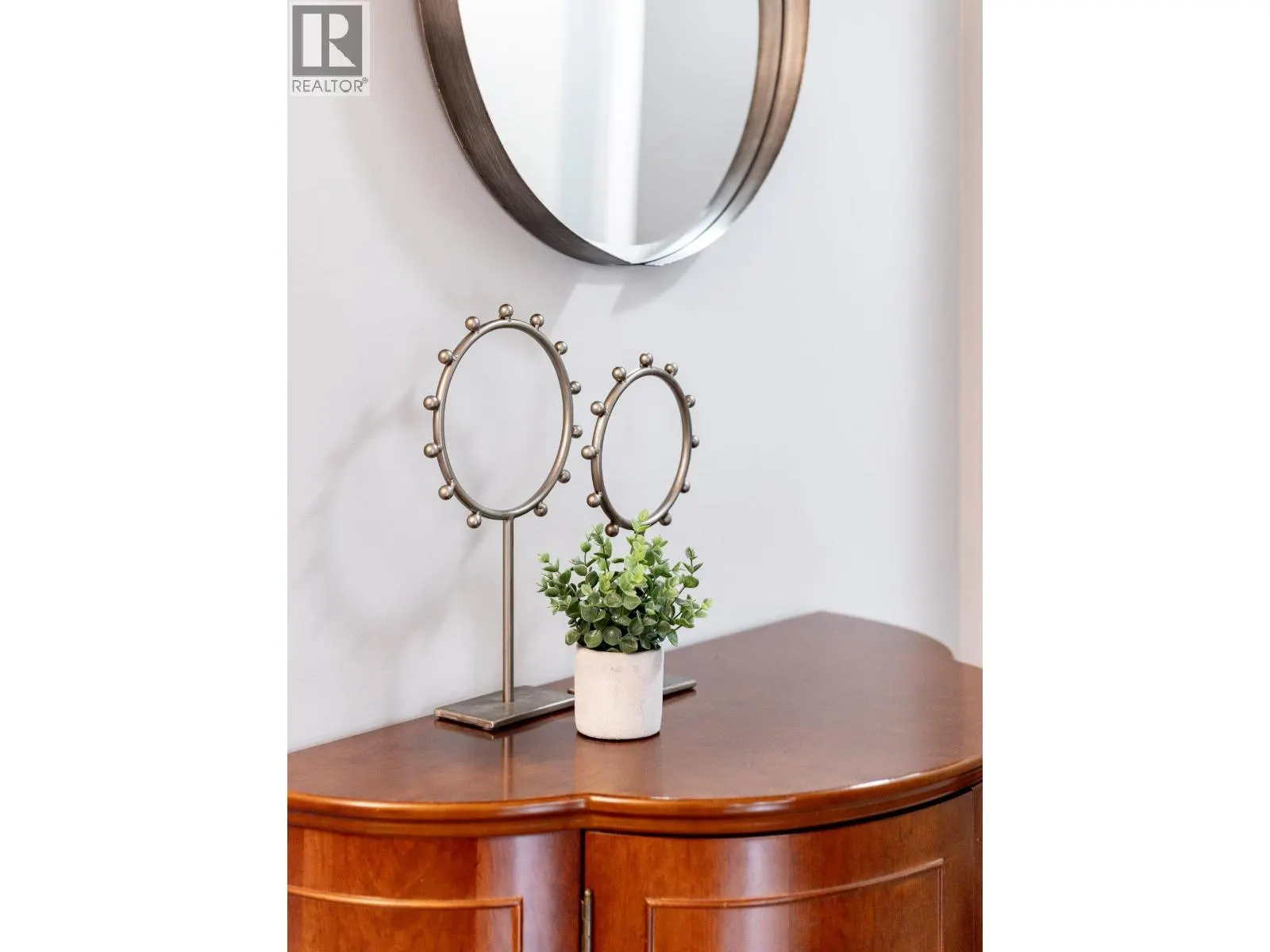 104 2478 WELCHER AVENUE