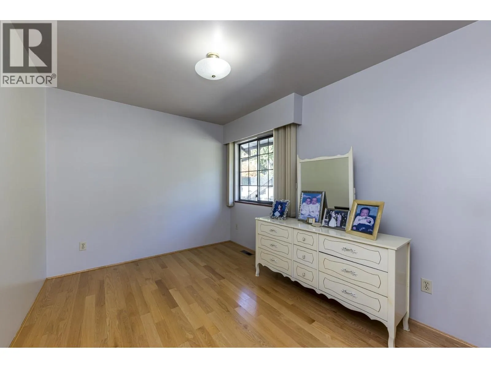 557 TEMPE CRESCENT
