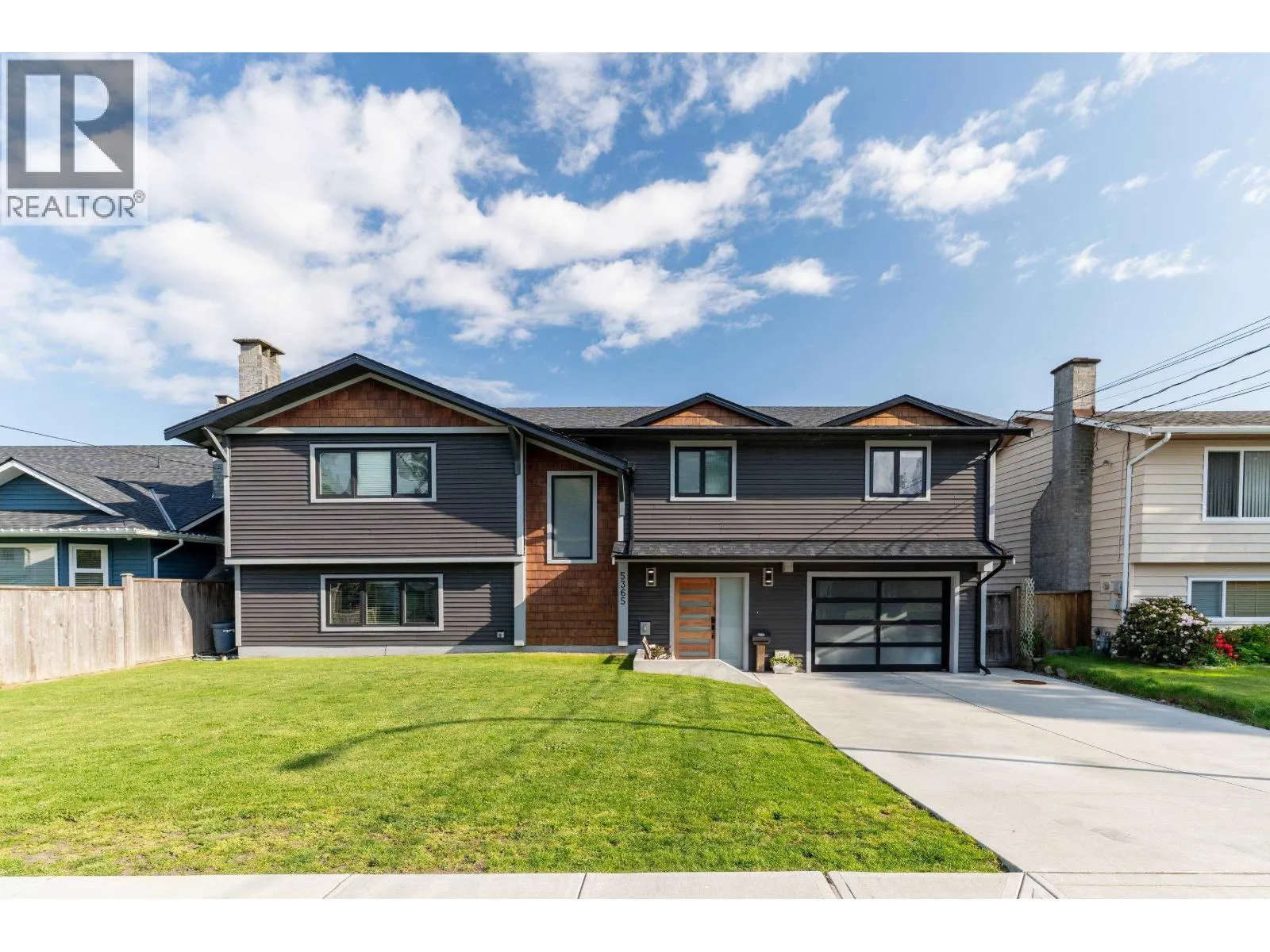5365 MAPLE CRESCENT