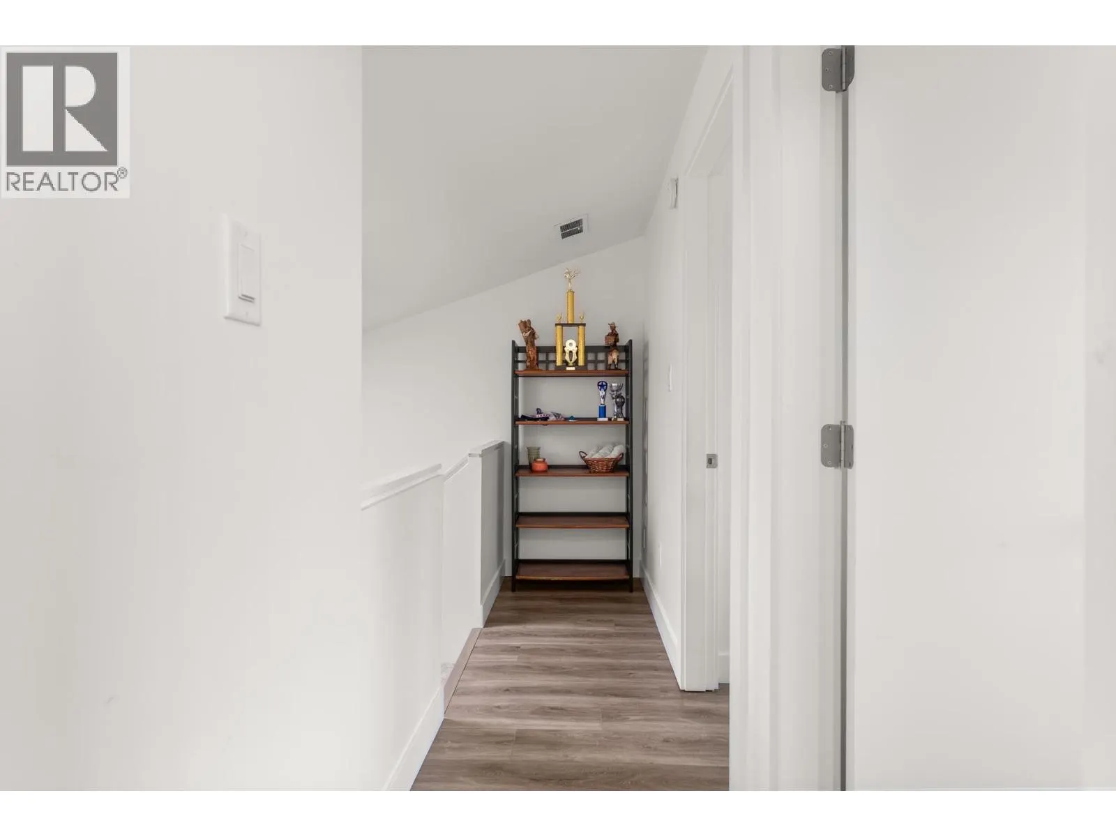 4816 TURNBUCKLE WYND