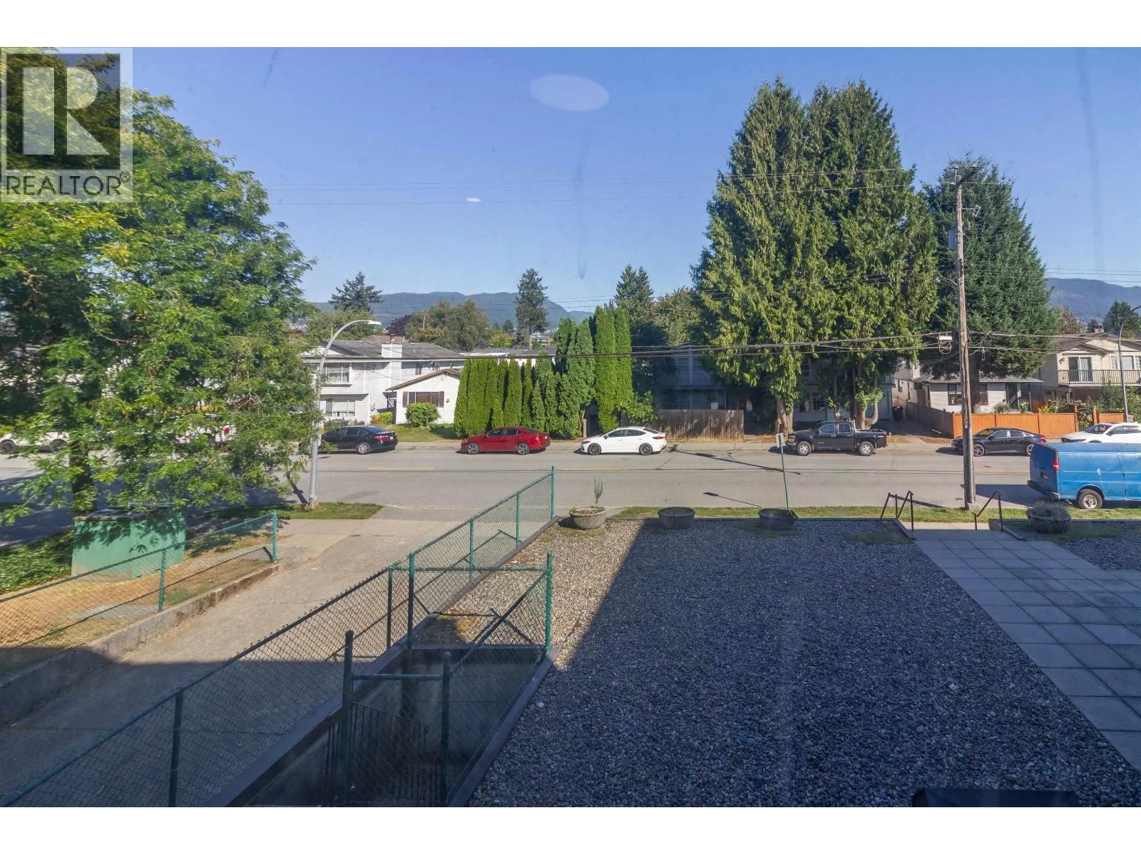 201 1948 COQUITLAM AVENUE