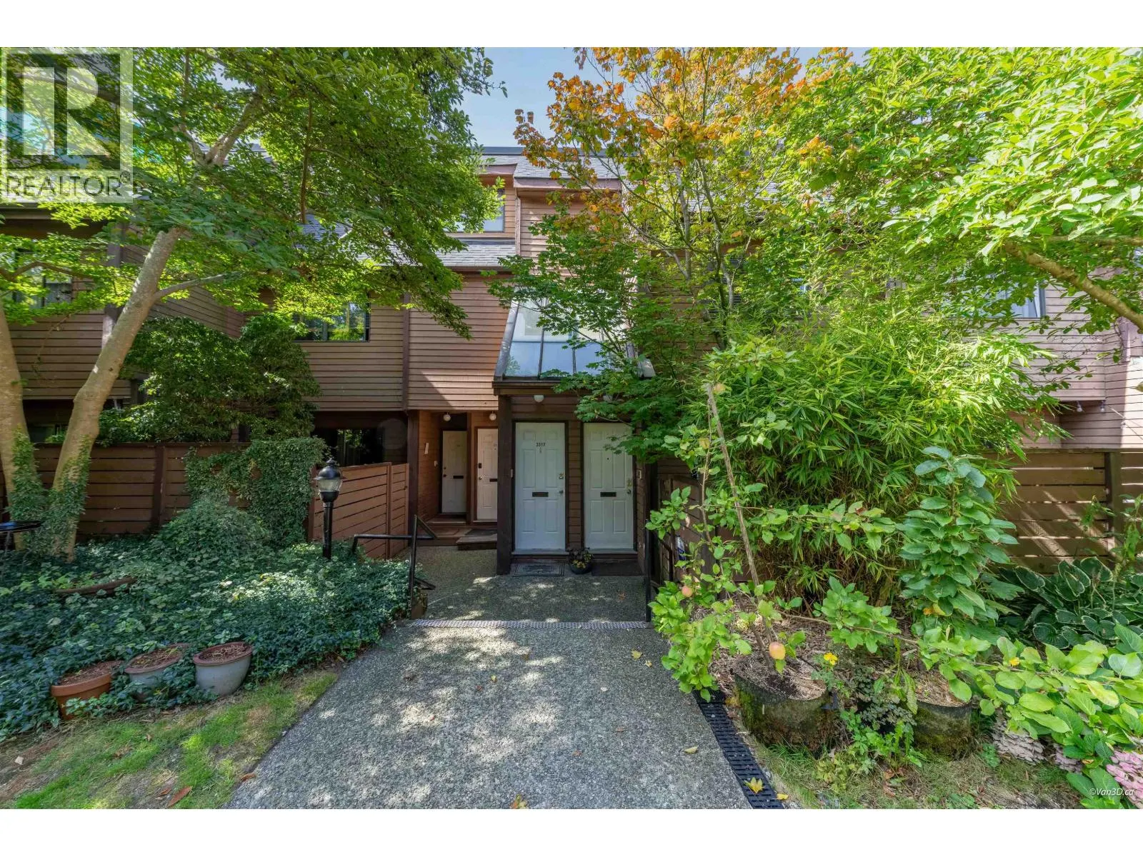 3319 MOUNTAIN HIGHWAY