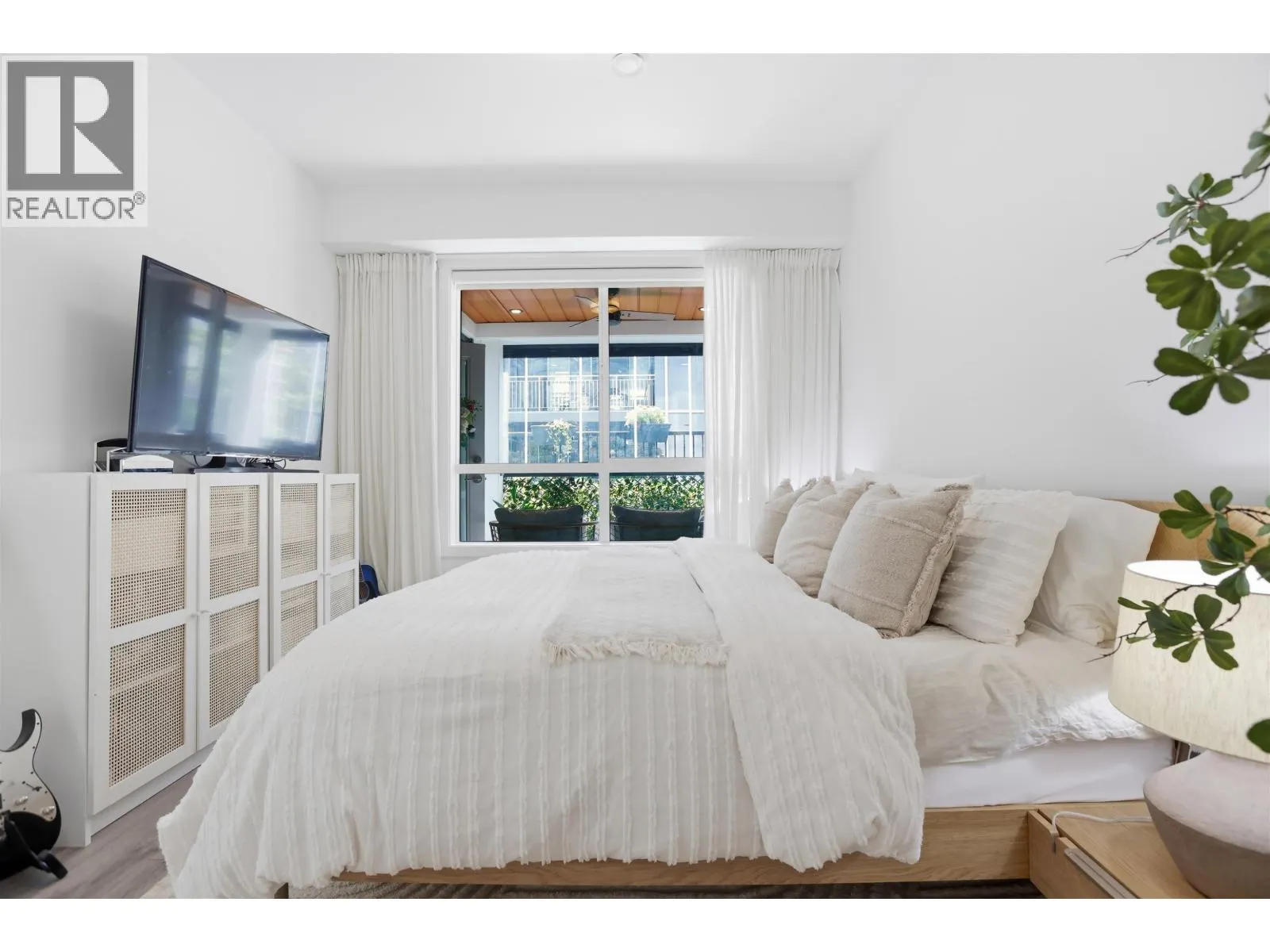 108 11639 227 STREET