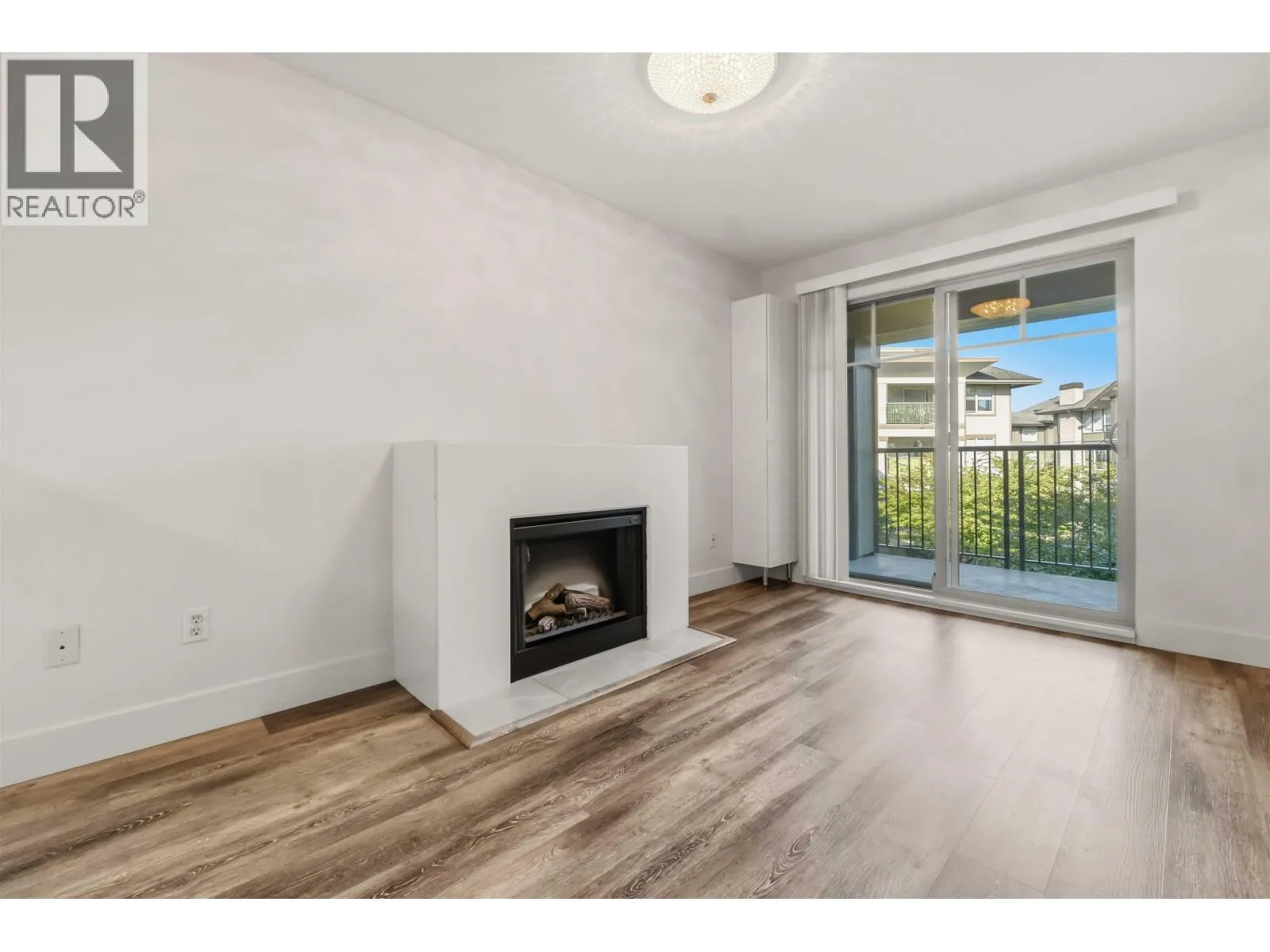 327 12248 224 STREET