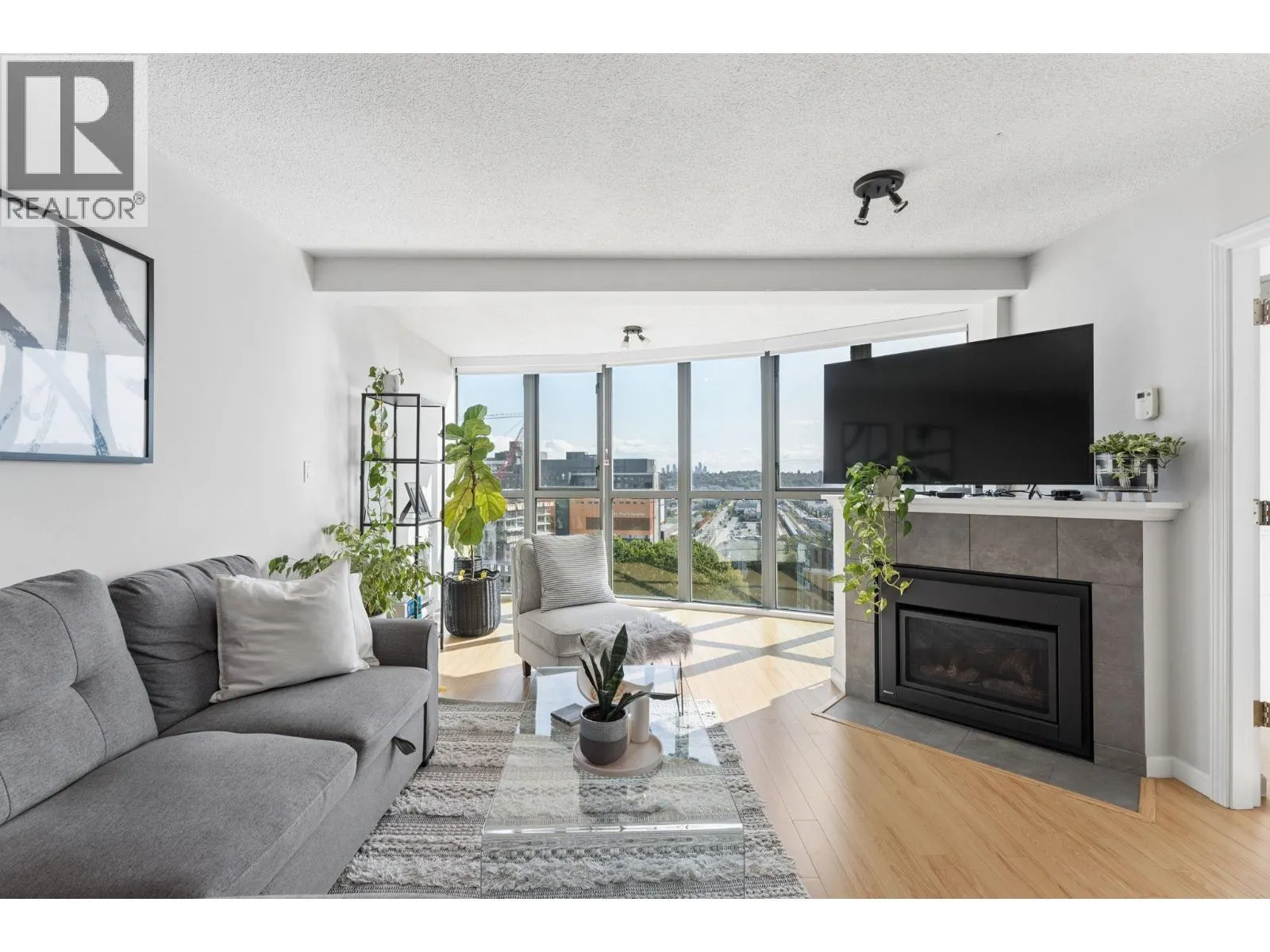 1603 1128 QUEBEC STREET