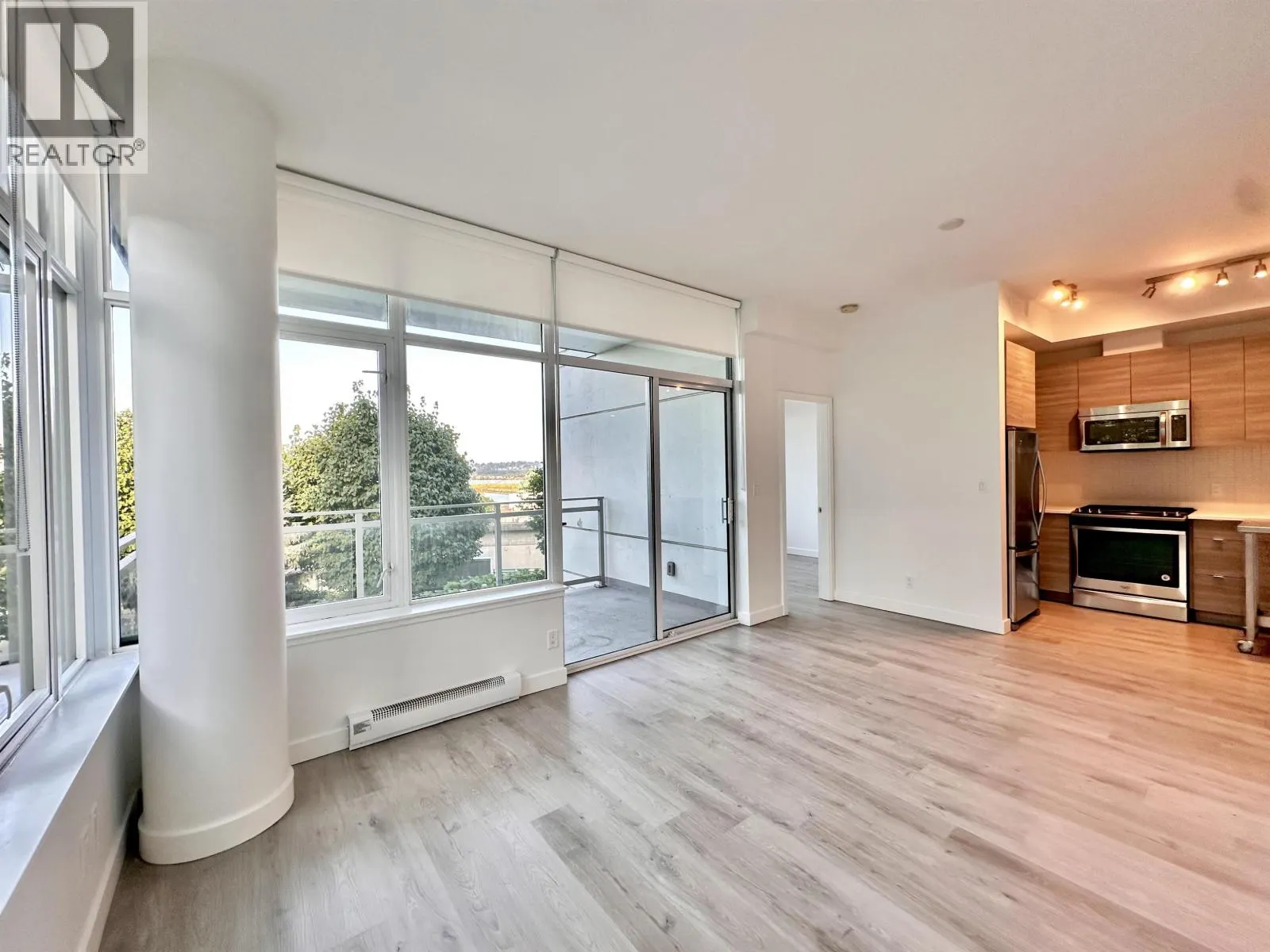 203 200 NELSON'S CRESCENT