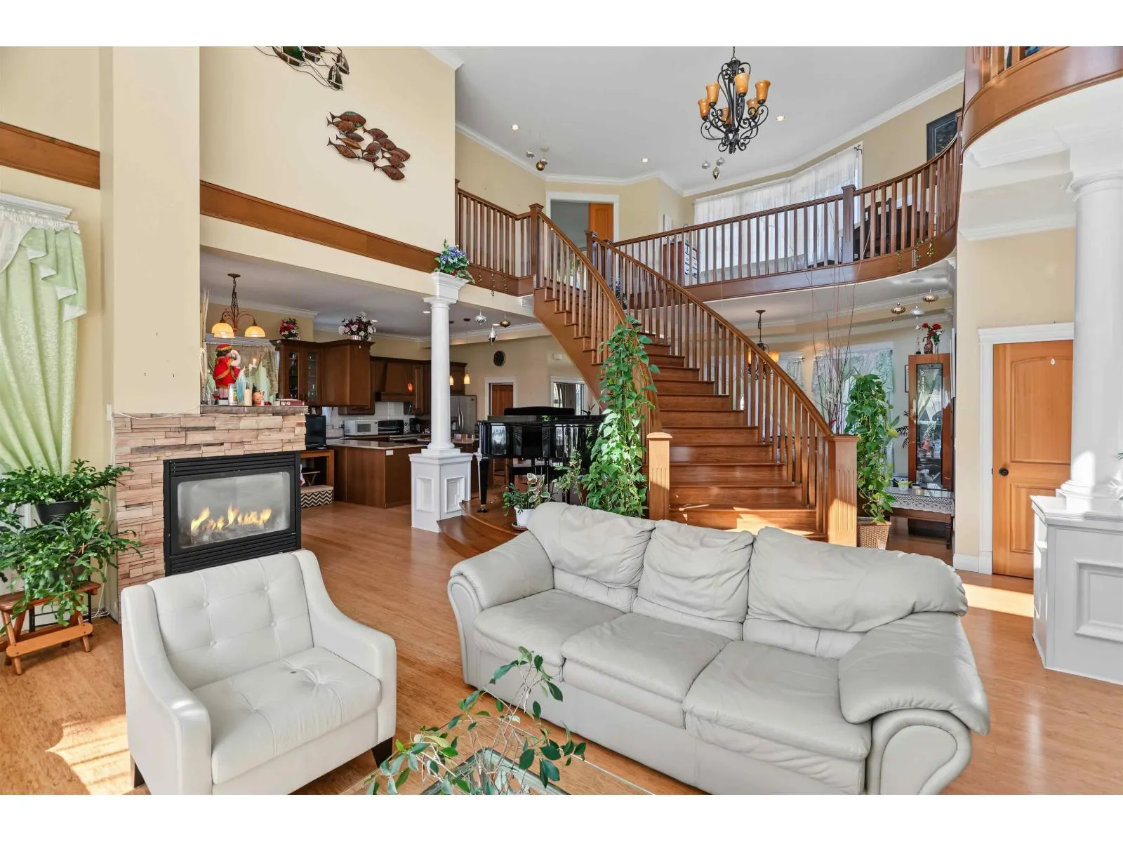 9168 DELVIEW LANE