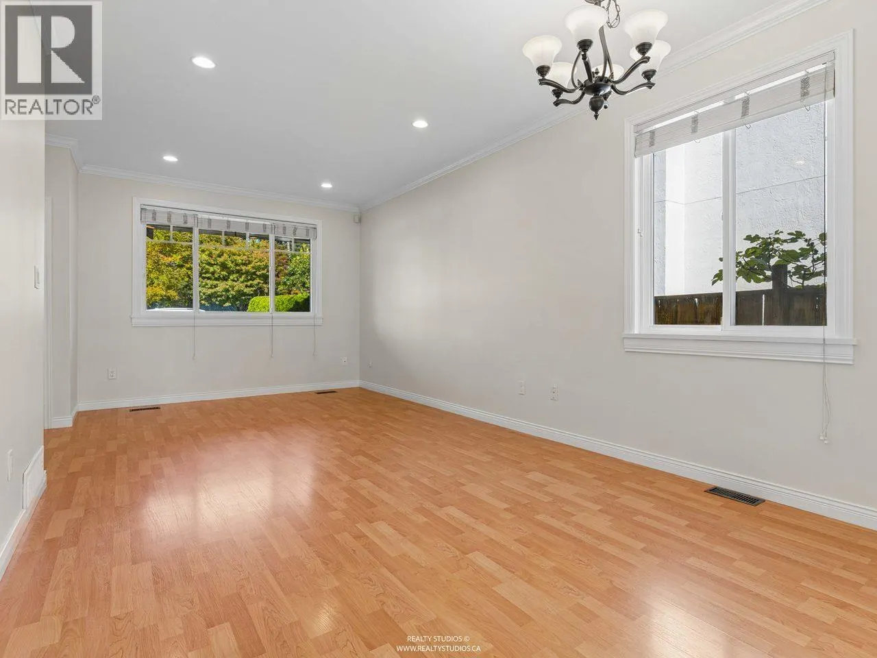 247 E 19TH STREET