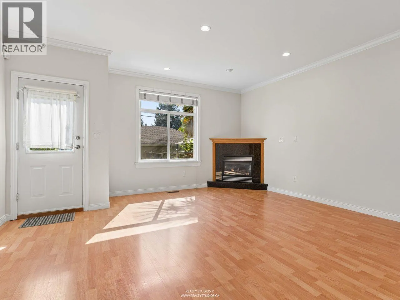 247 E 19TH STREET
