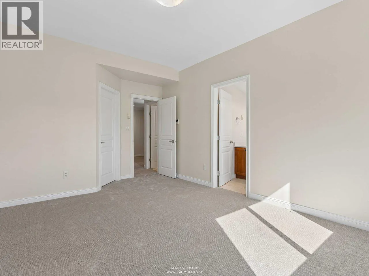 247 E 19TH STREET