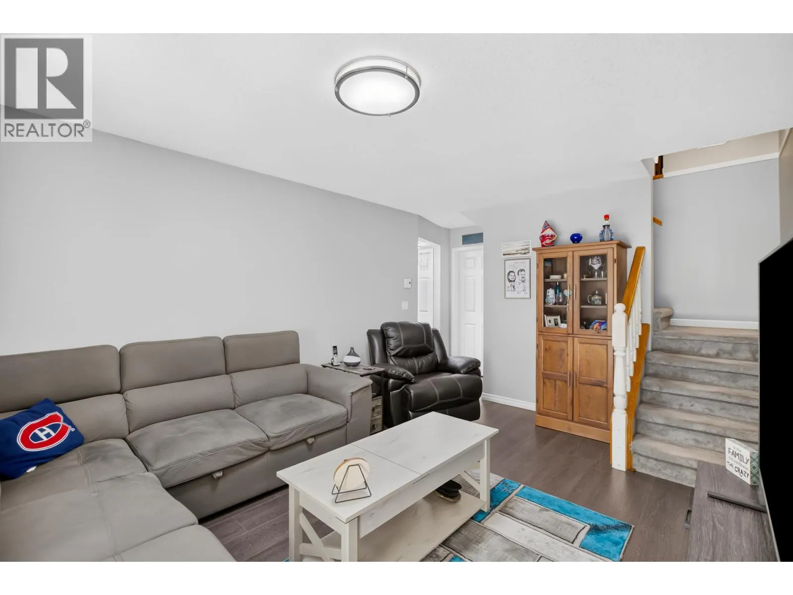 22 22740 116 AVENUE