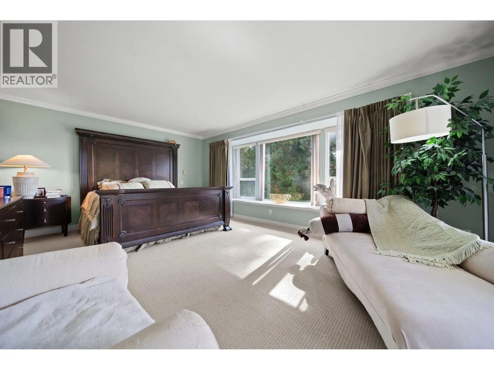 535 STEVENS DRIVE