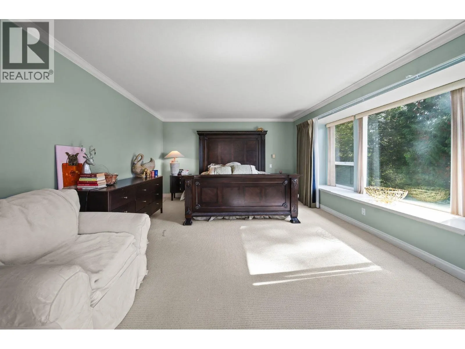 535 STEVENS DRIVE