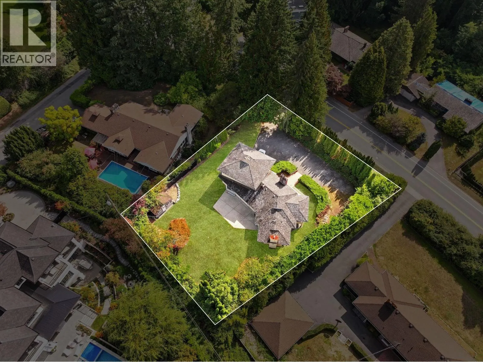 535 STEVENS DRIVE
