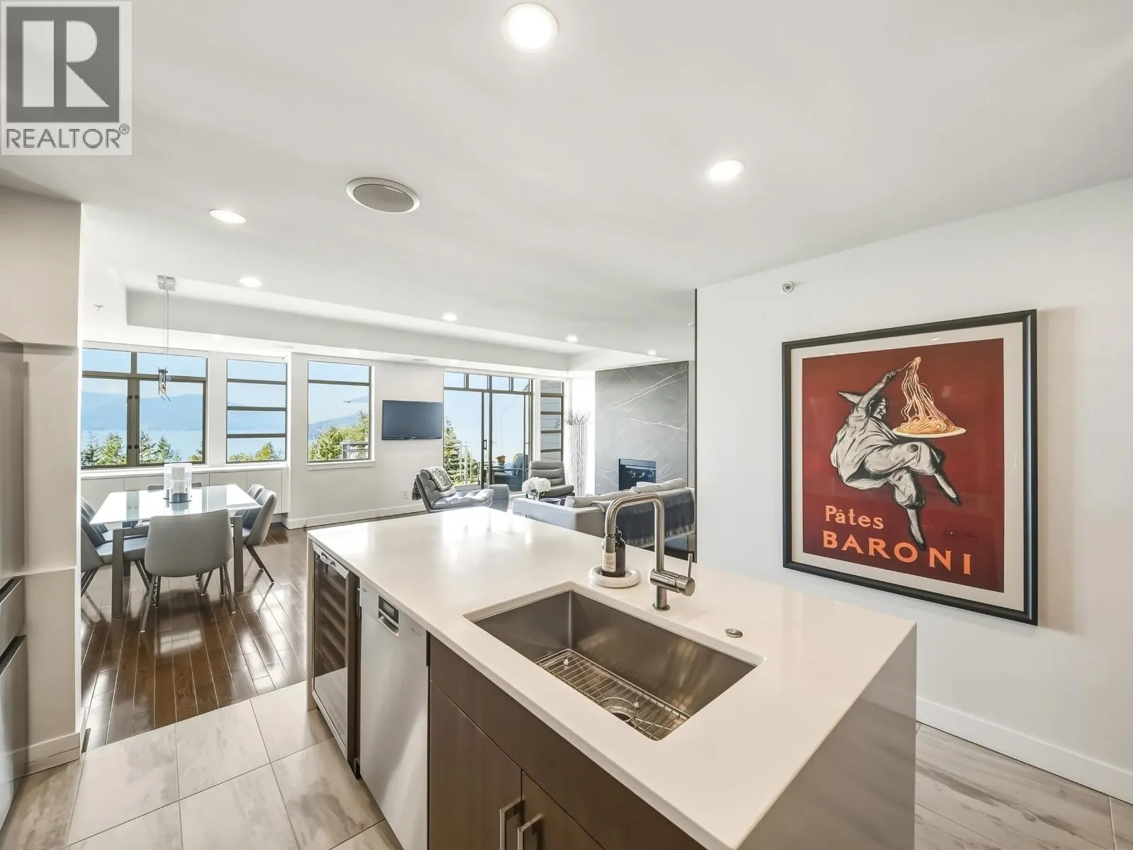 8547 SEASCAPE COURT