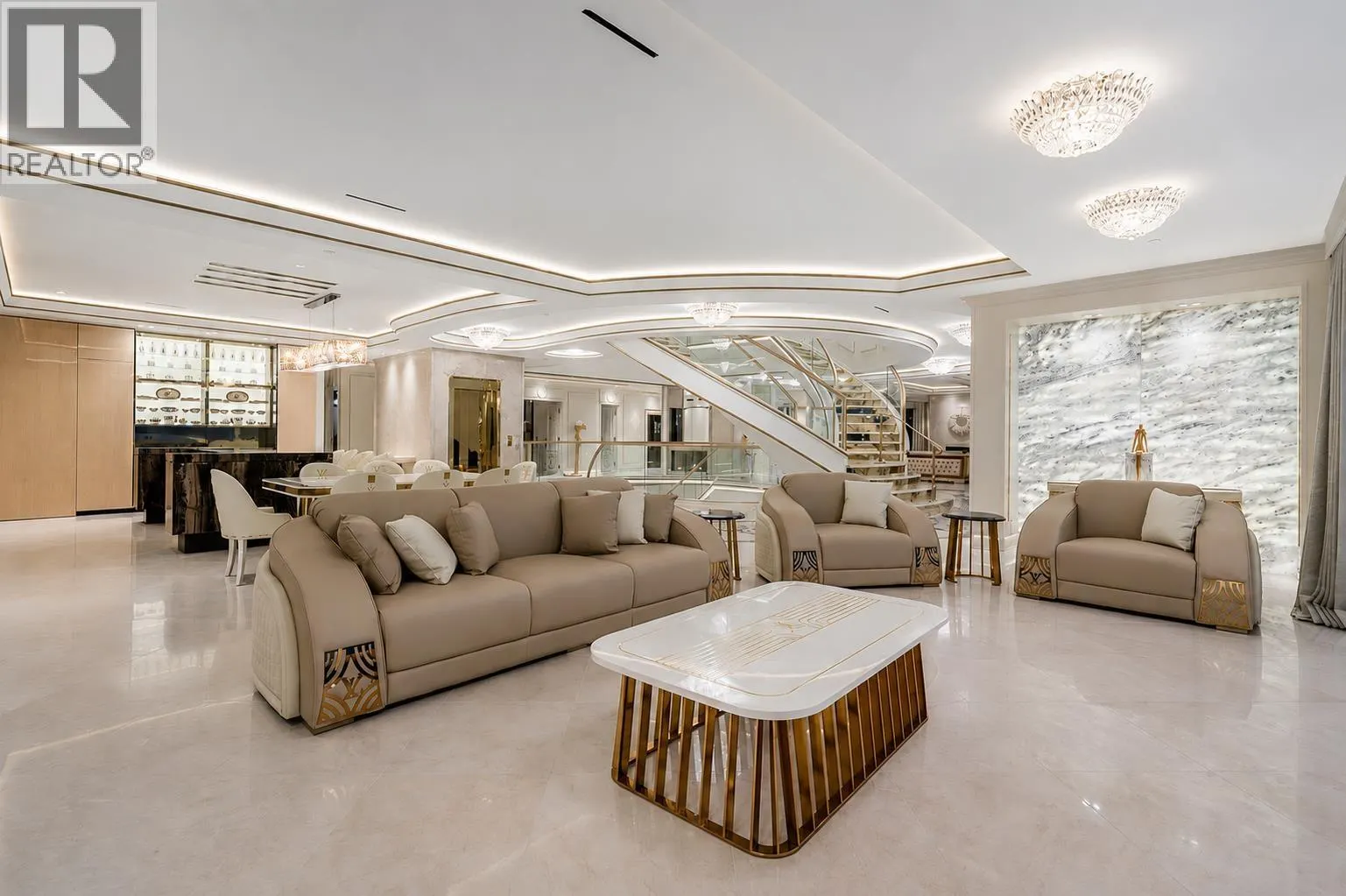 1121 CRESTLINE ROAD