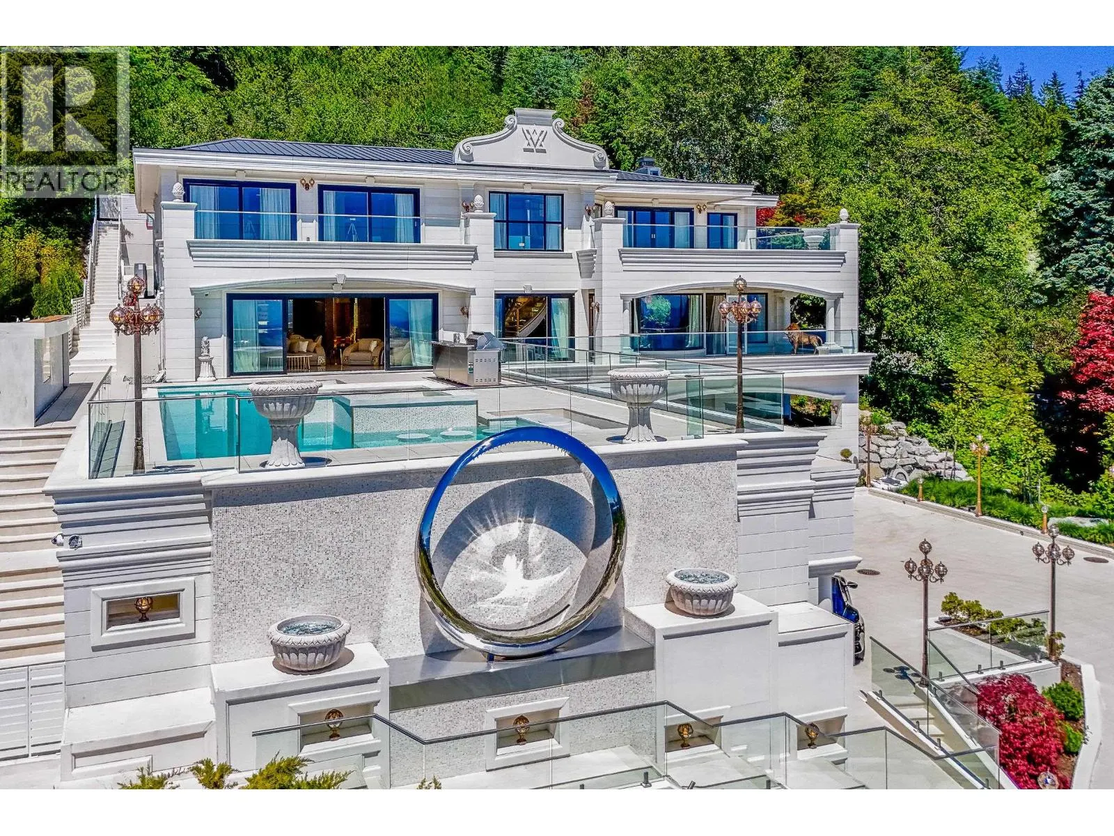 1121 CRESTLINE ROAD