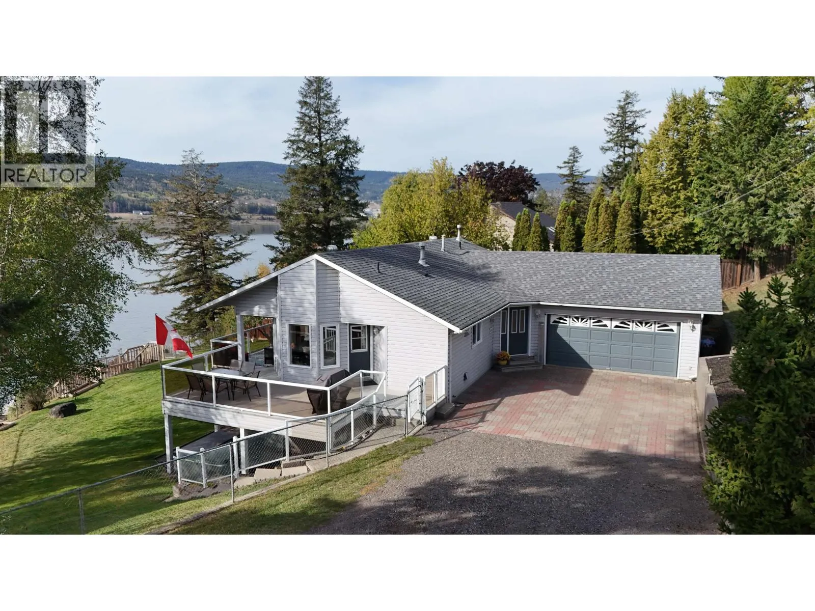1621 SIGNAL POINT ROAD