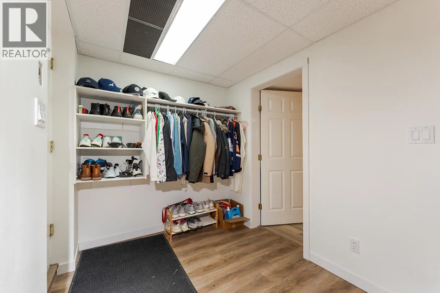 4658 RYSER COURT
