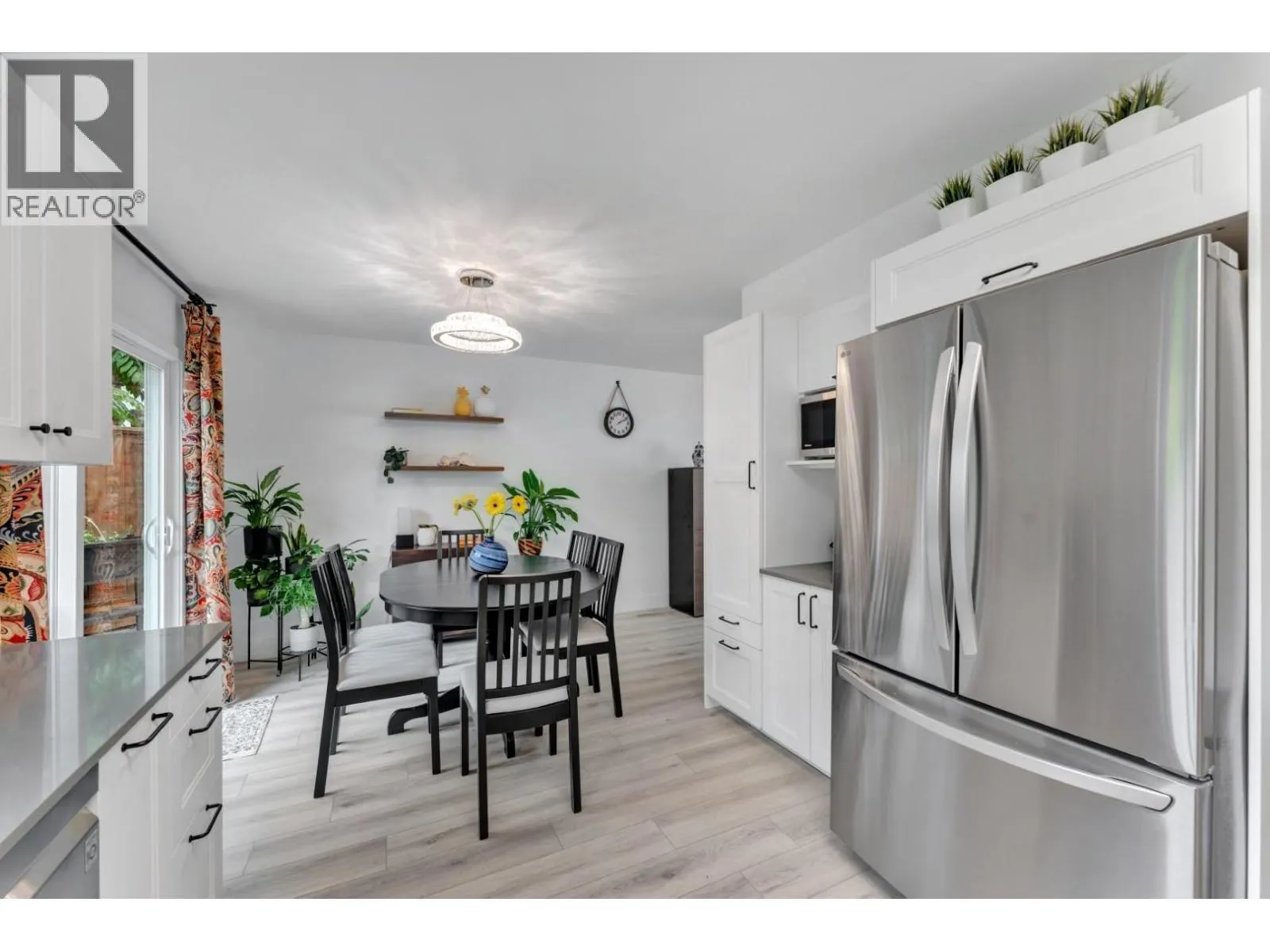 1401 APEL DRIVE