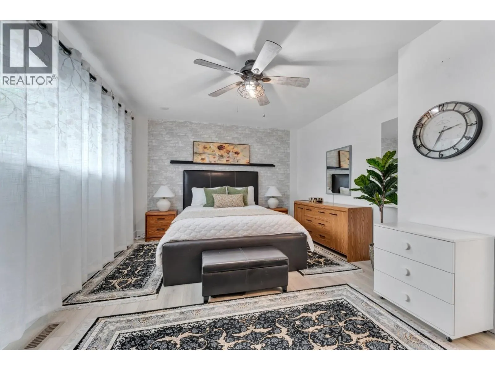 1401 APEL DRIVE