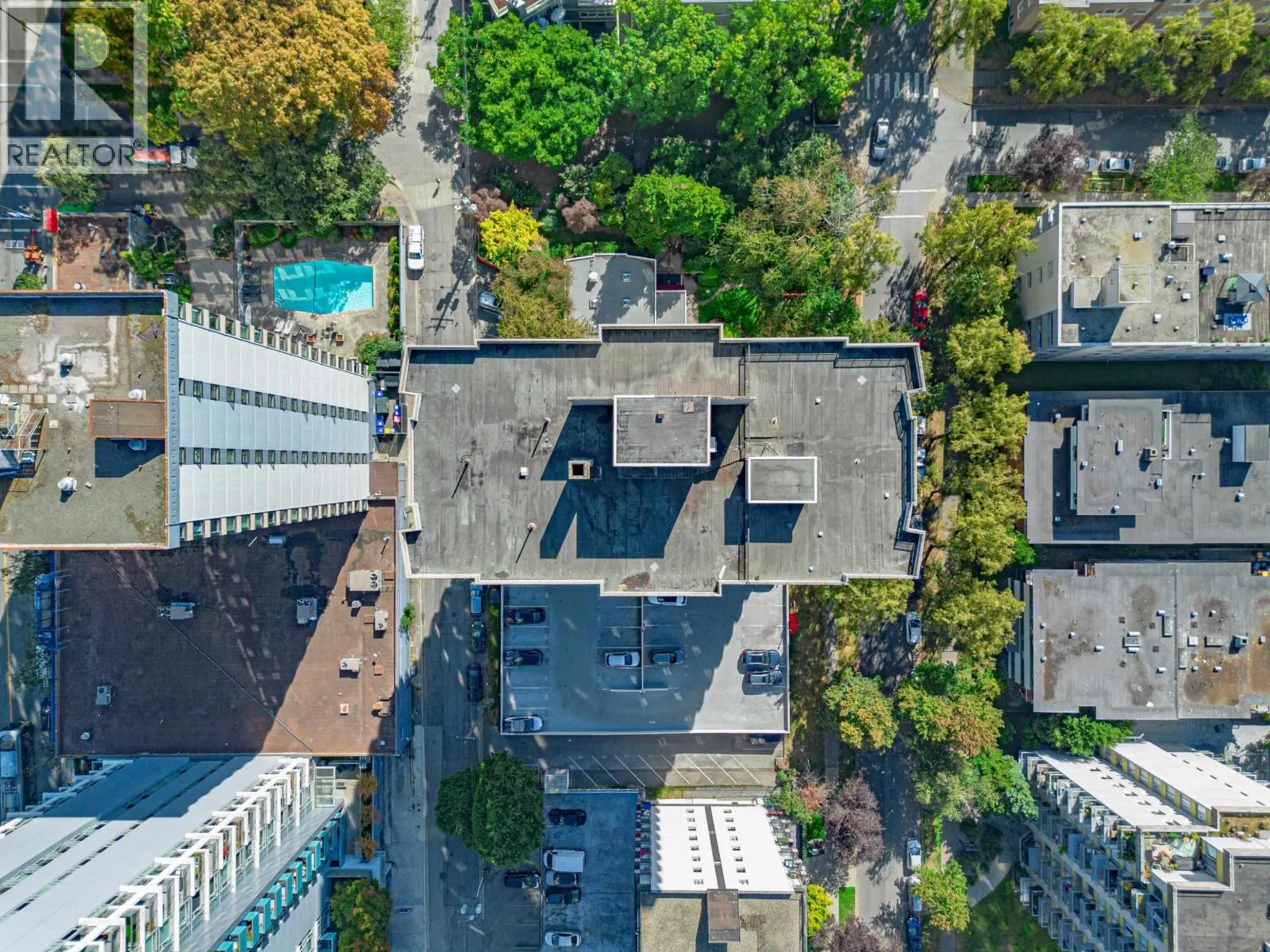 906 1251 CARDERO STREET