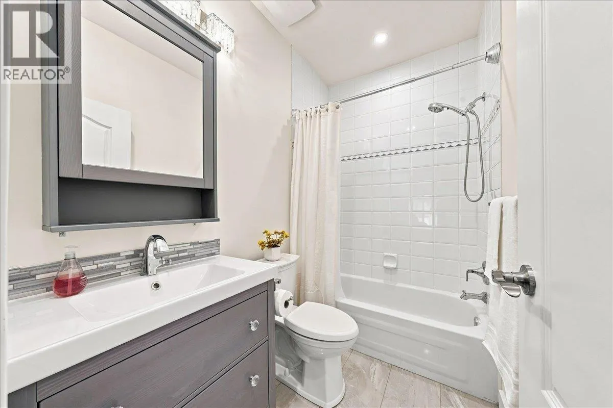 14 915 FORT FRASER RISE