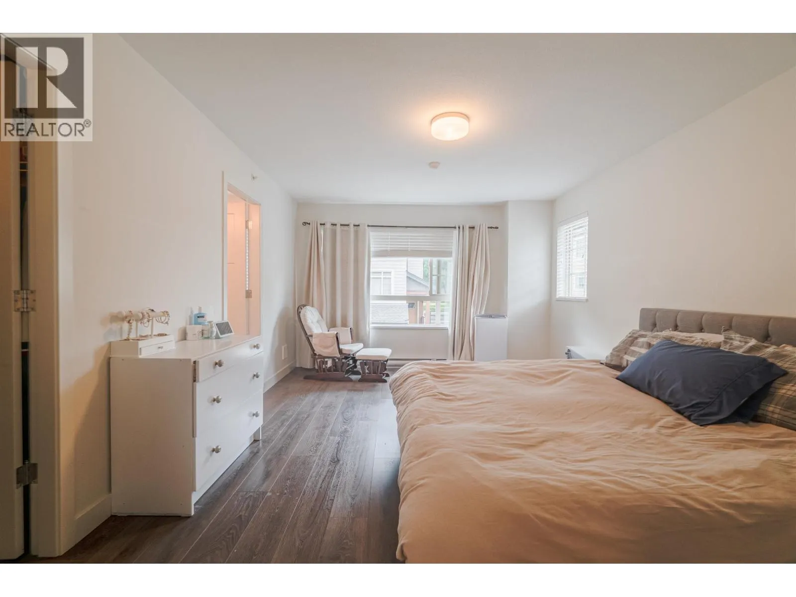 158 11305 240 STREET