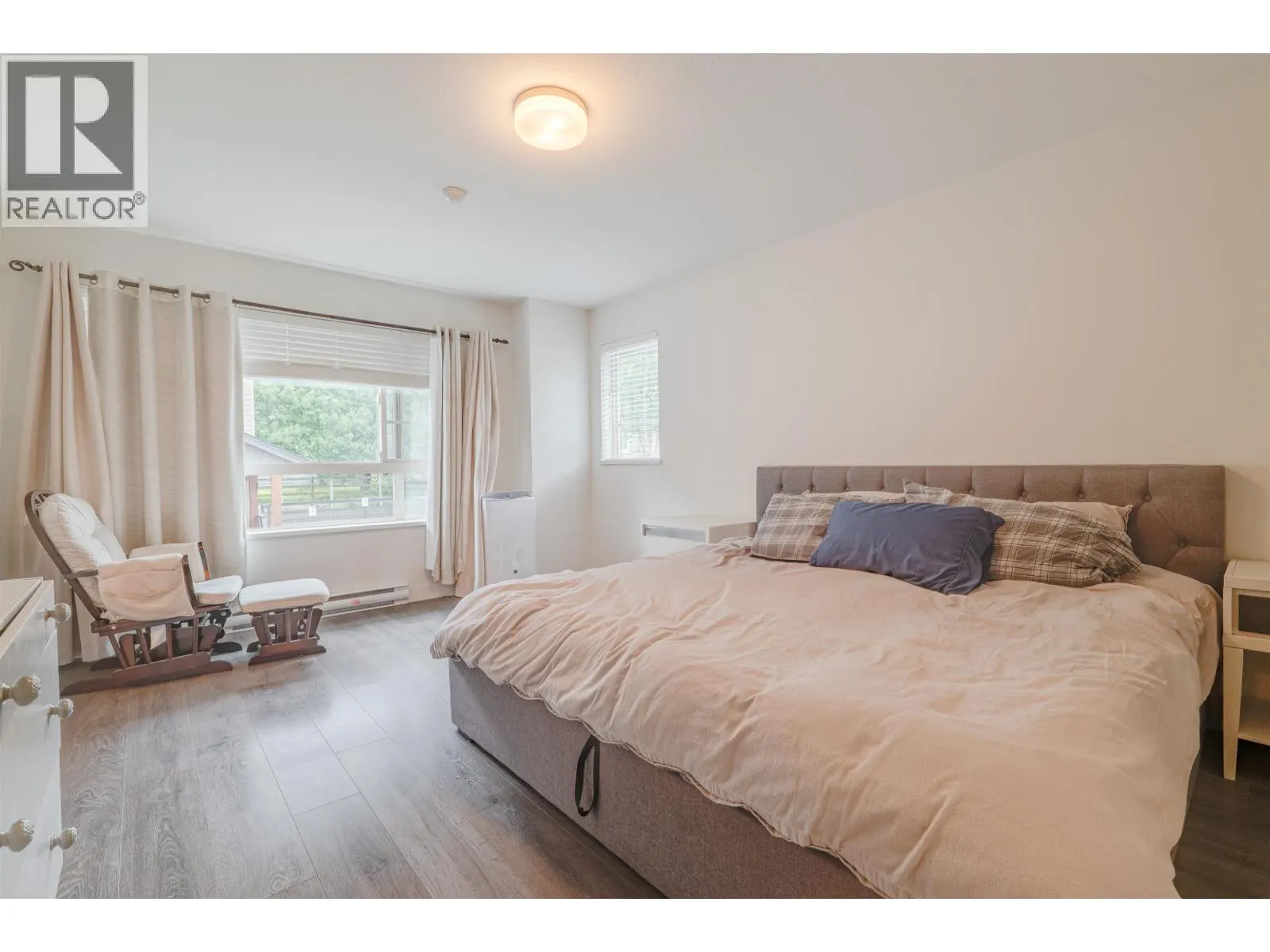 158 11305 240 STREET