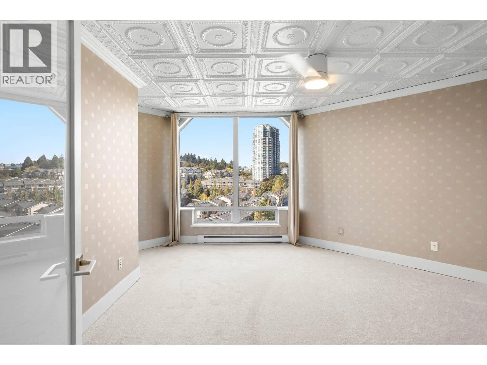 1801 71 JAMIESON COURT