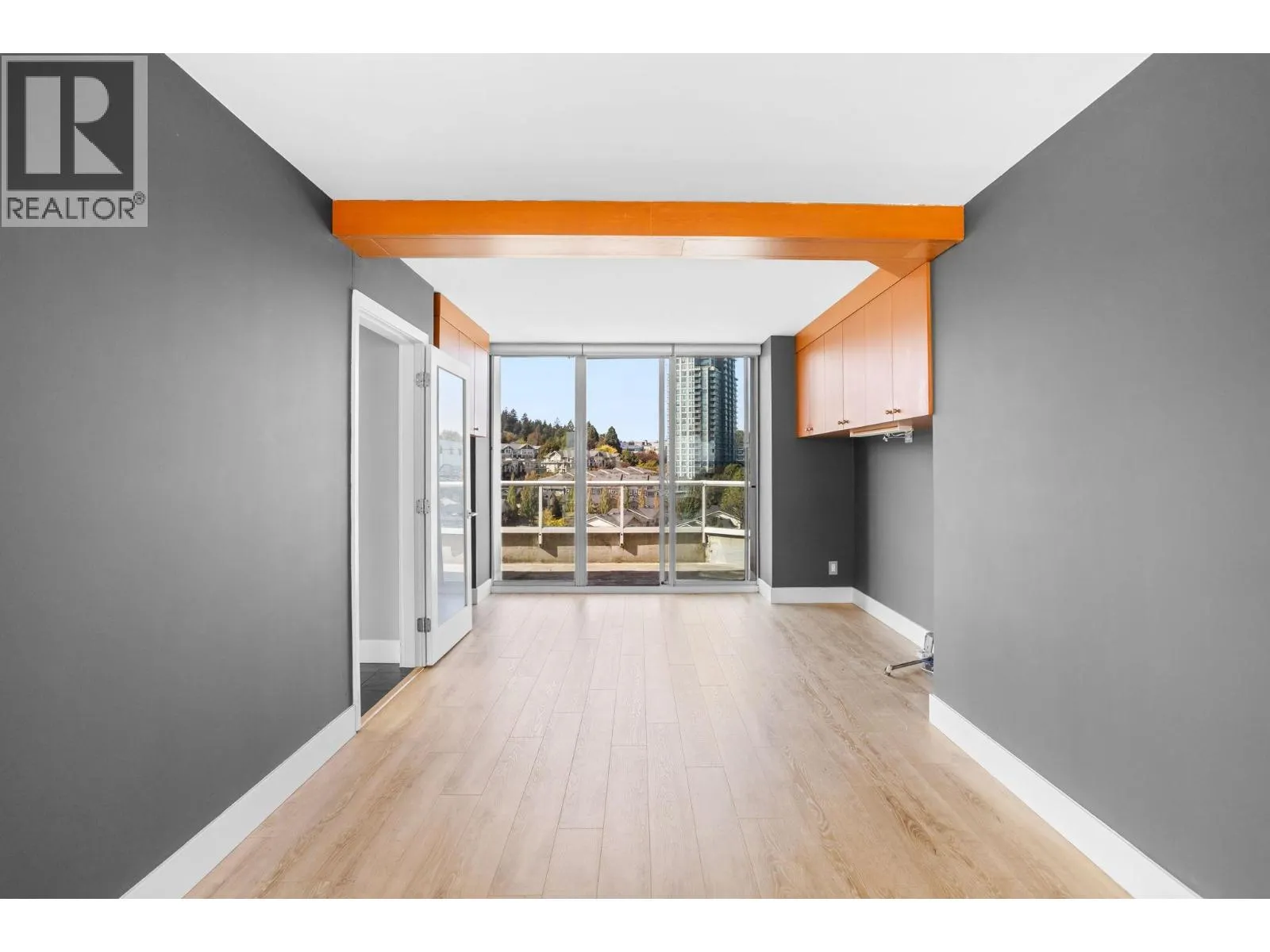 1801 71 JAMIESON COURT
