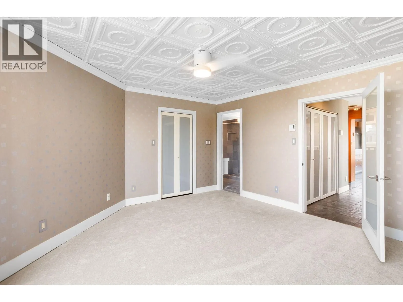 1801 71 JAMIESON COURT