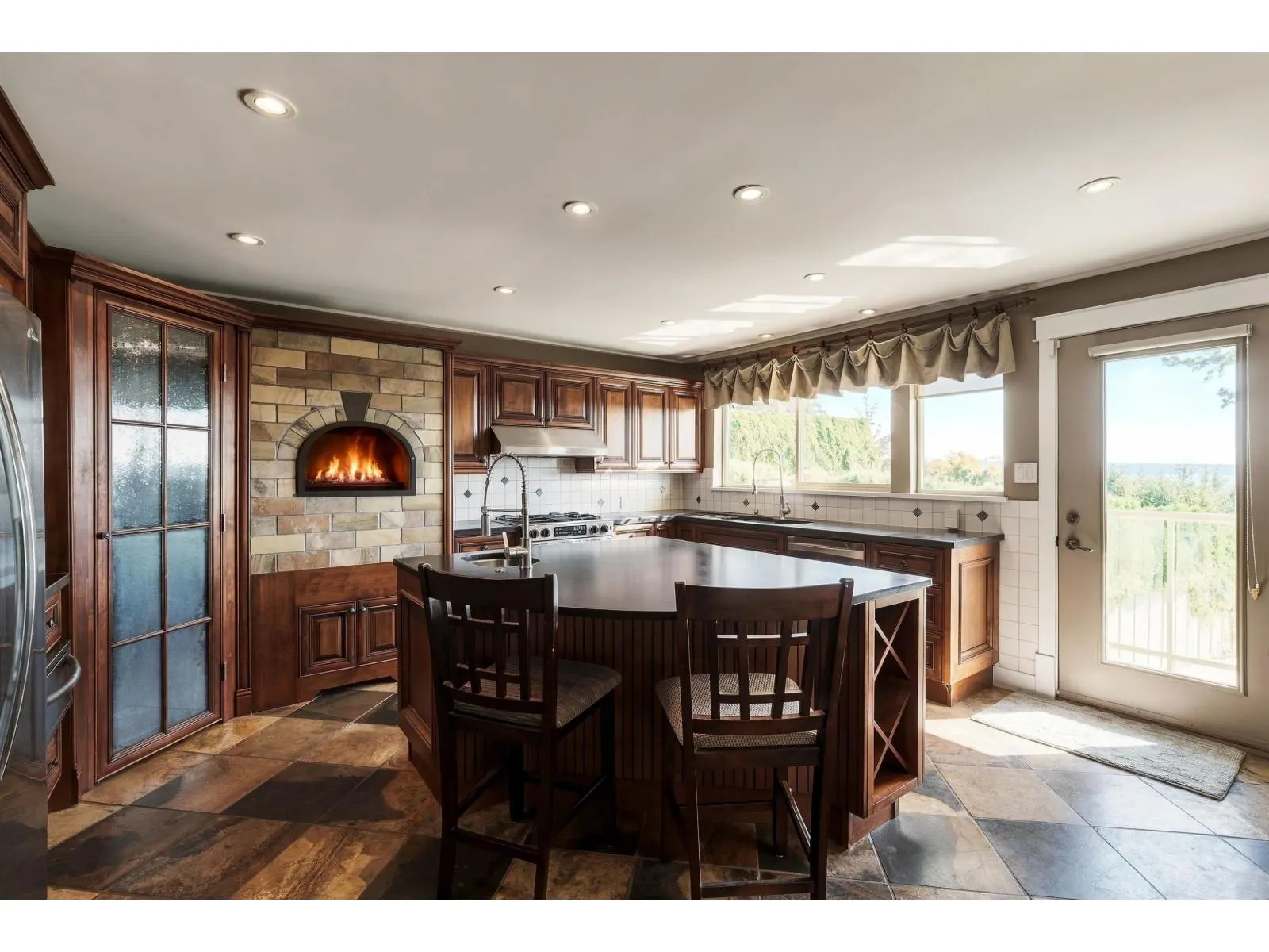 5575 FAIRLIGHT CRESCENT