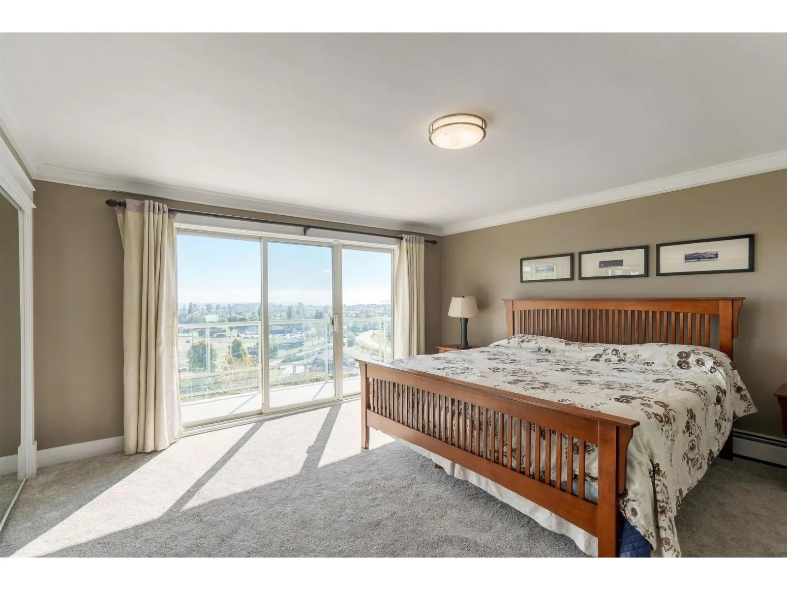 5575 FAIRLIGHT CRESCENT