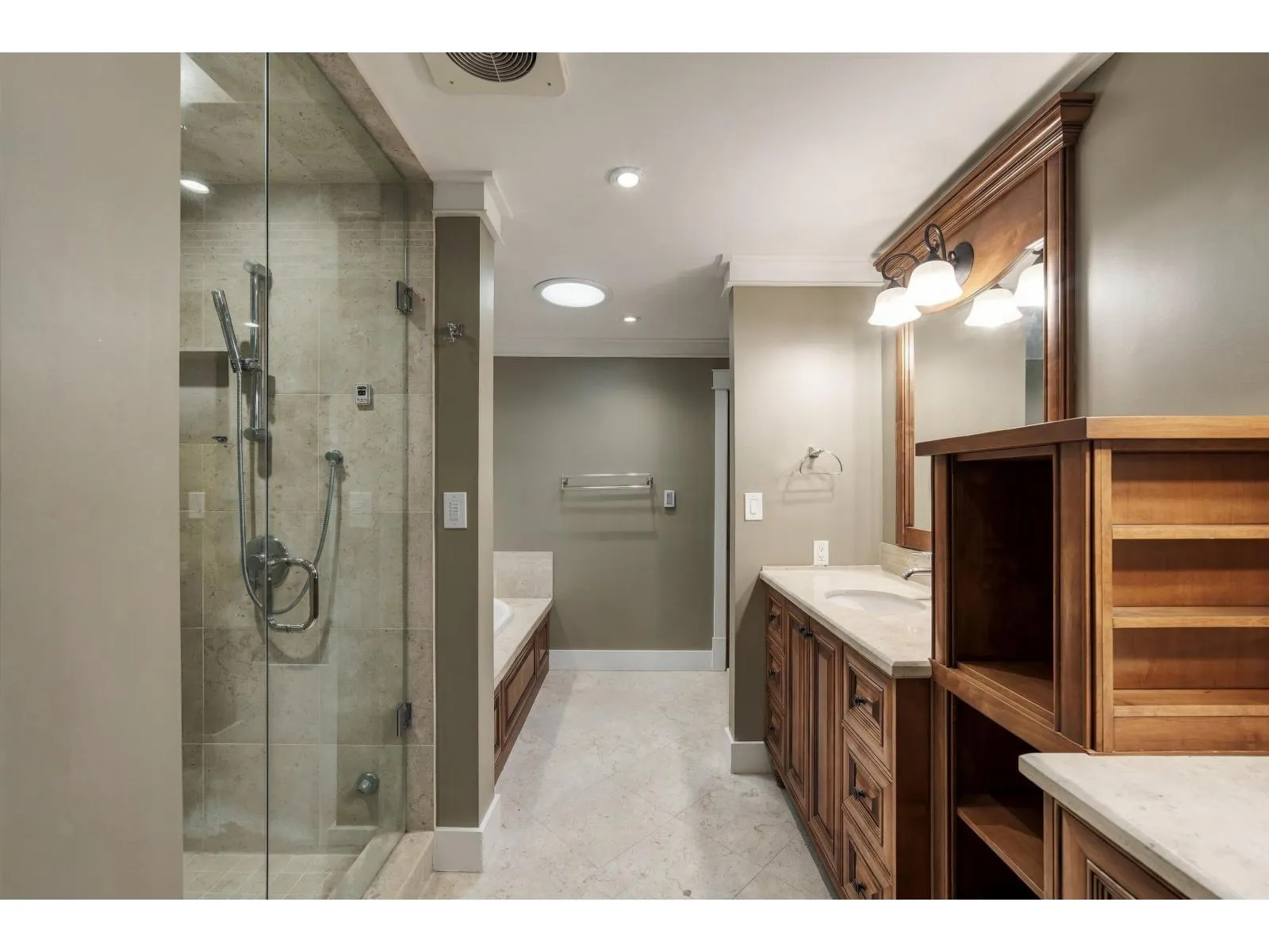 5575 FAIRLIGHT CRESCENT