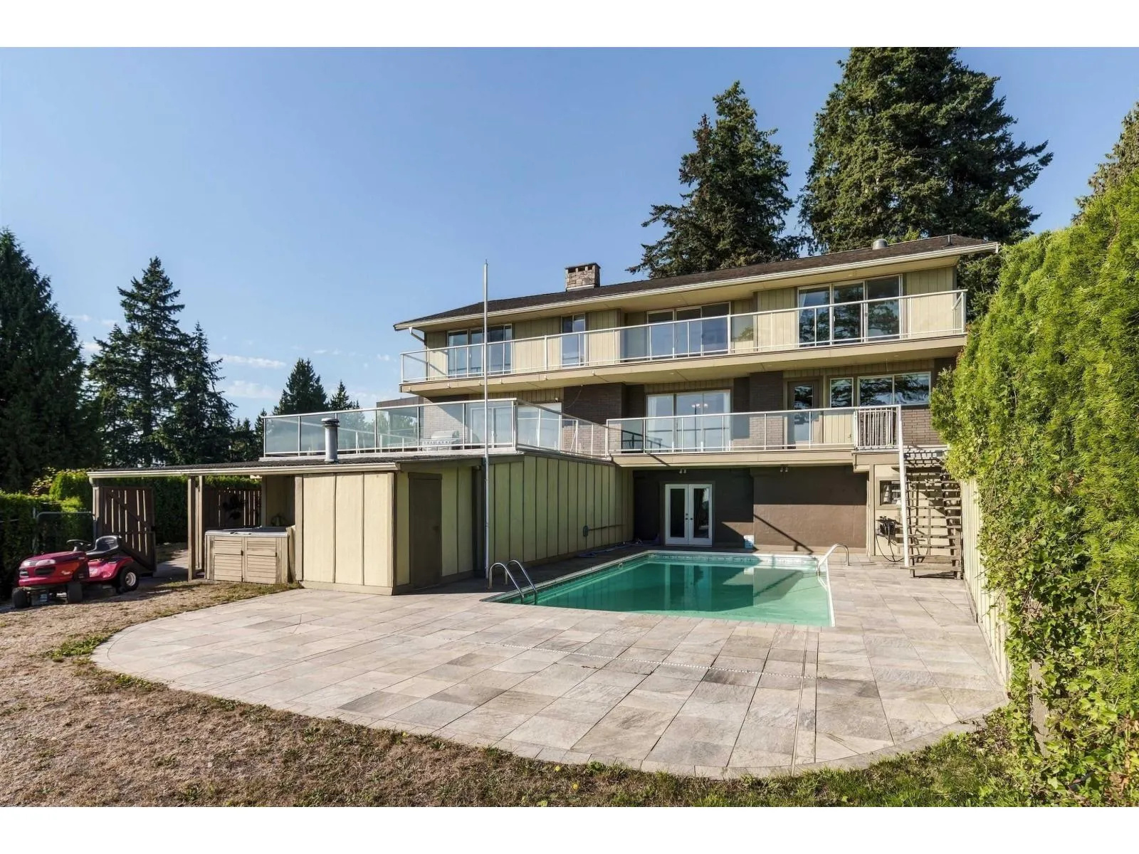 5575 FAIRLIGHT CRESCENT
