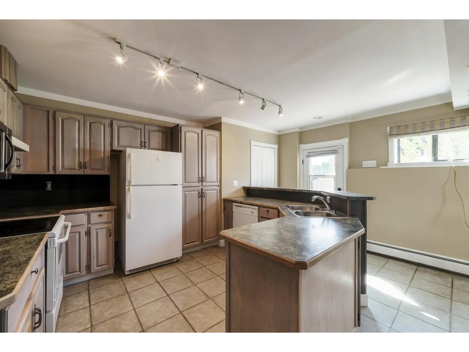 5575 FAIRLIGHT CRESCENT