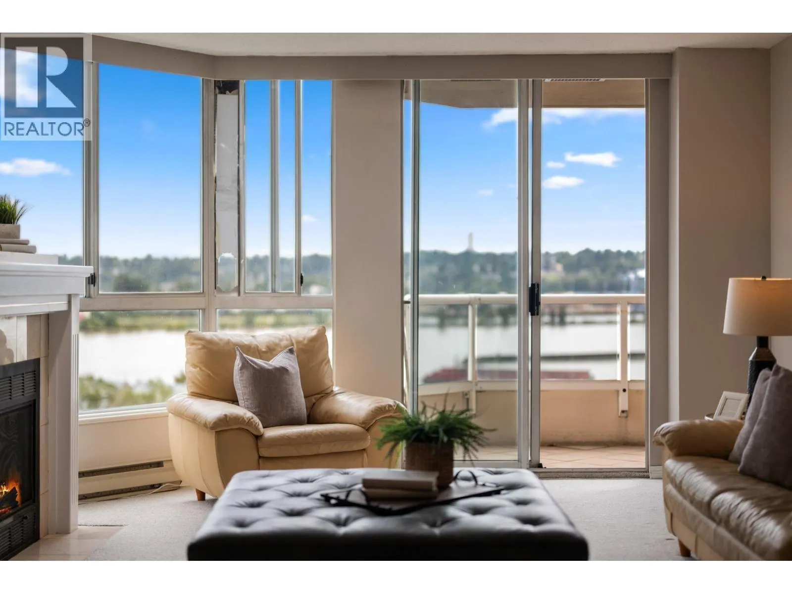1505 1235 QUAYSIDE DRIVE