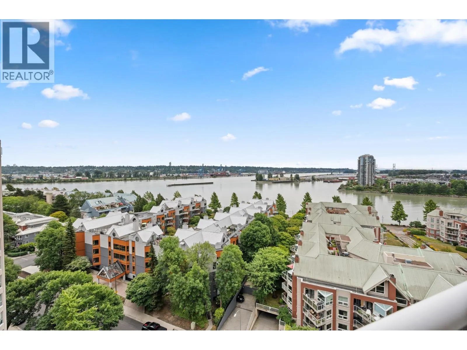 1505 1235 QUAYSIDE DRIVE