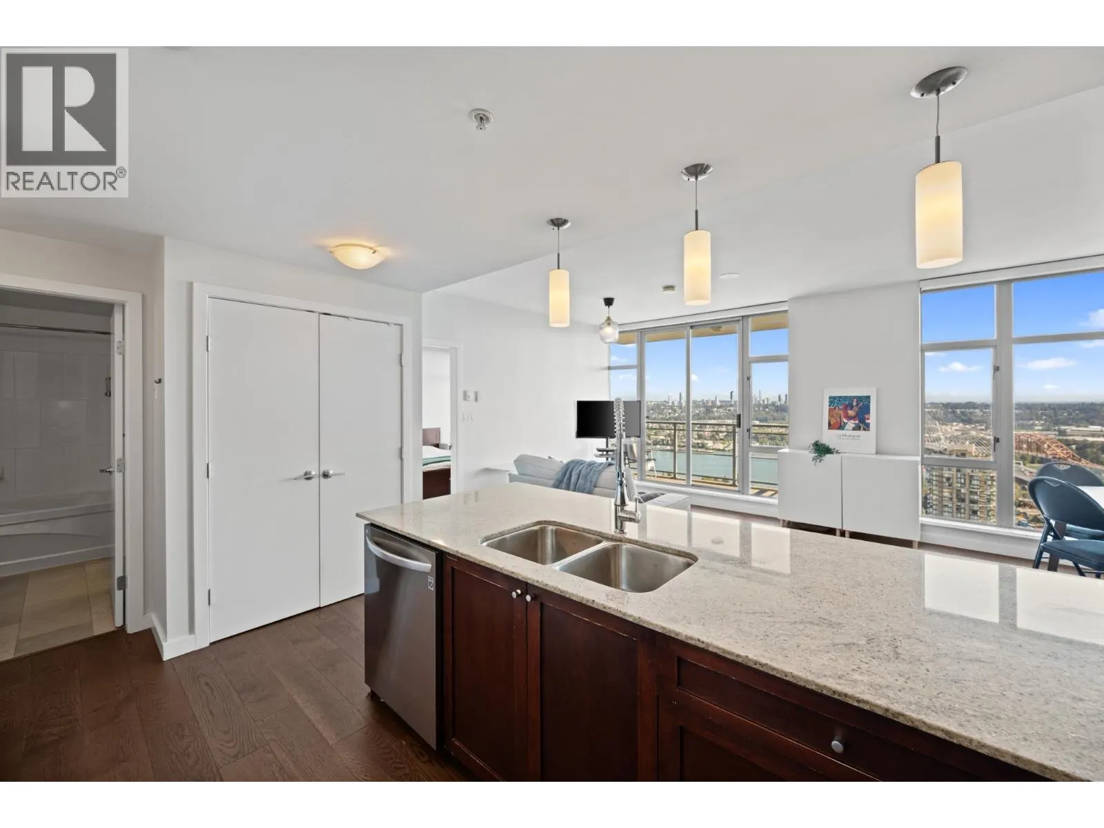 2603 280 ROSS DRIVE
