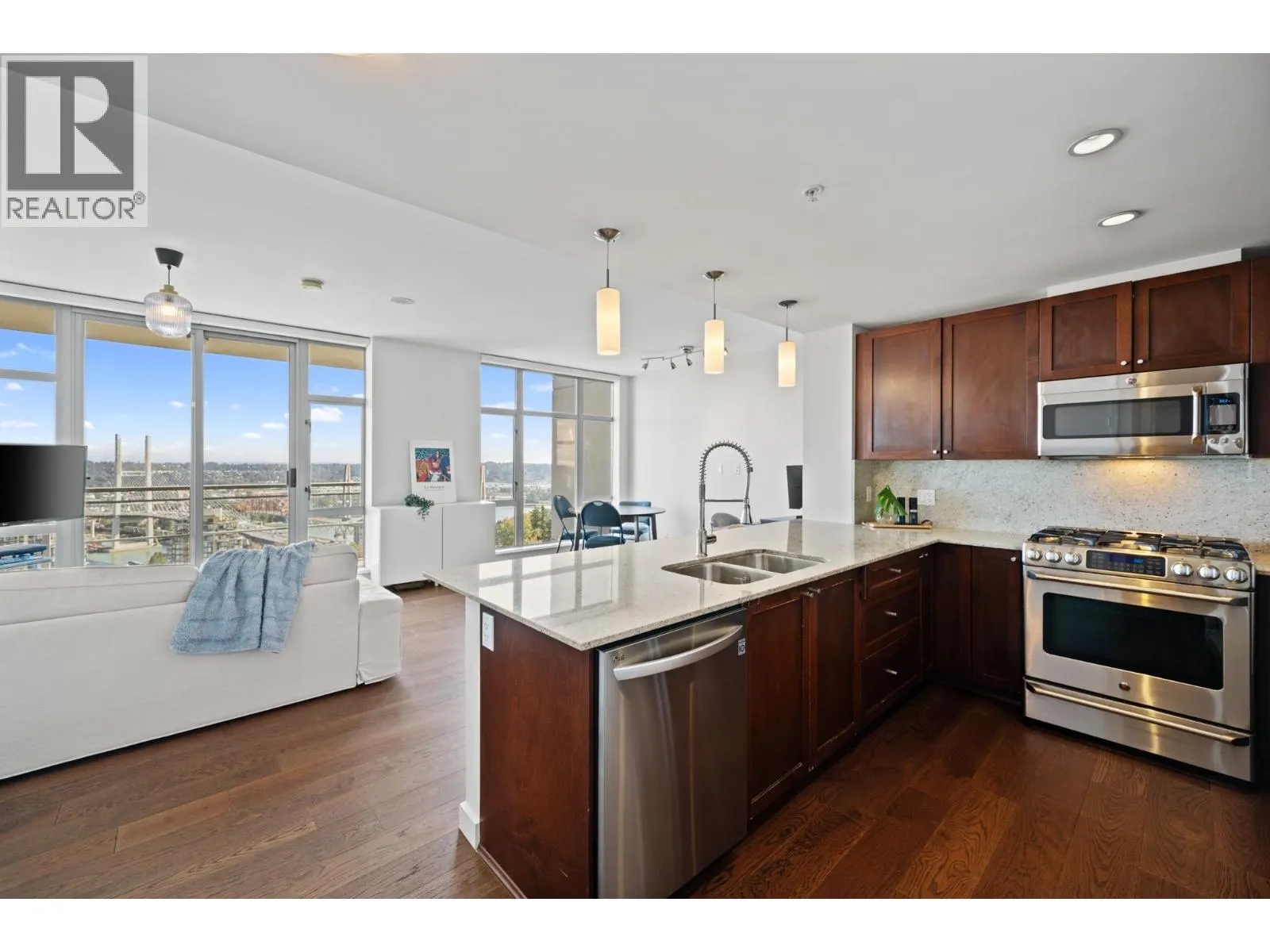2603 280 ROSS DRIVE
