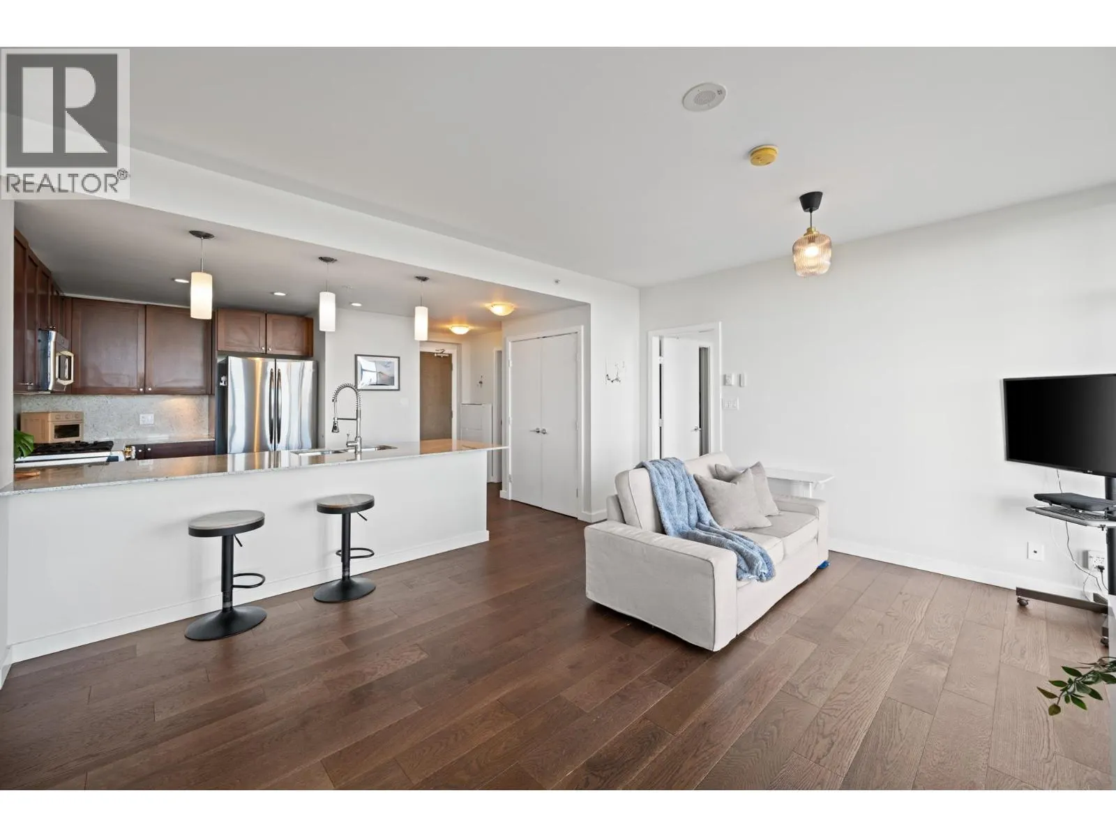 2603 280 ROSS DRIVE