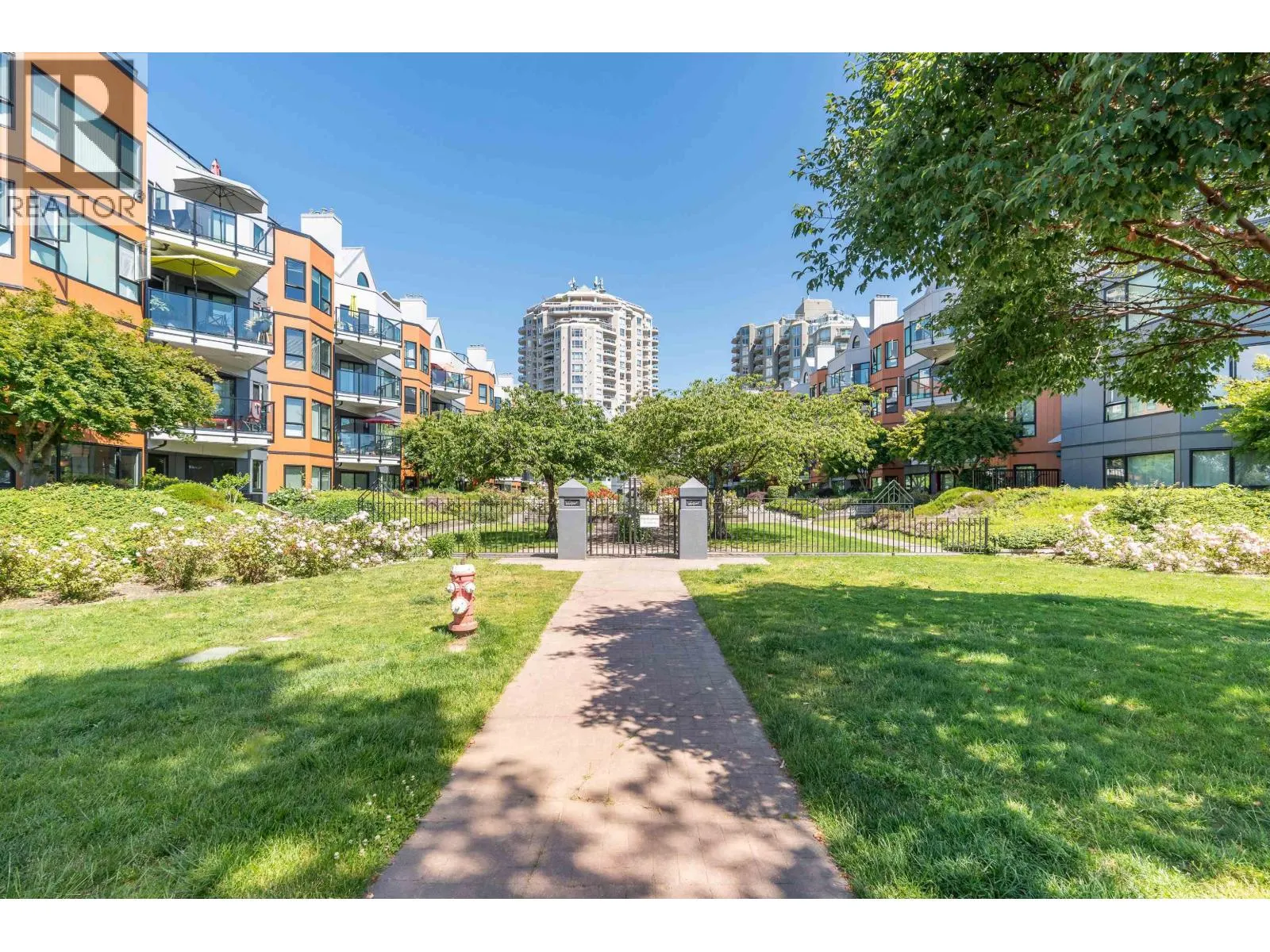 204 1150 QUAYSIDE DRIVE
