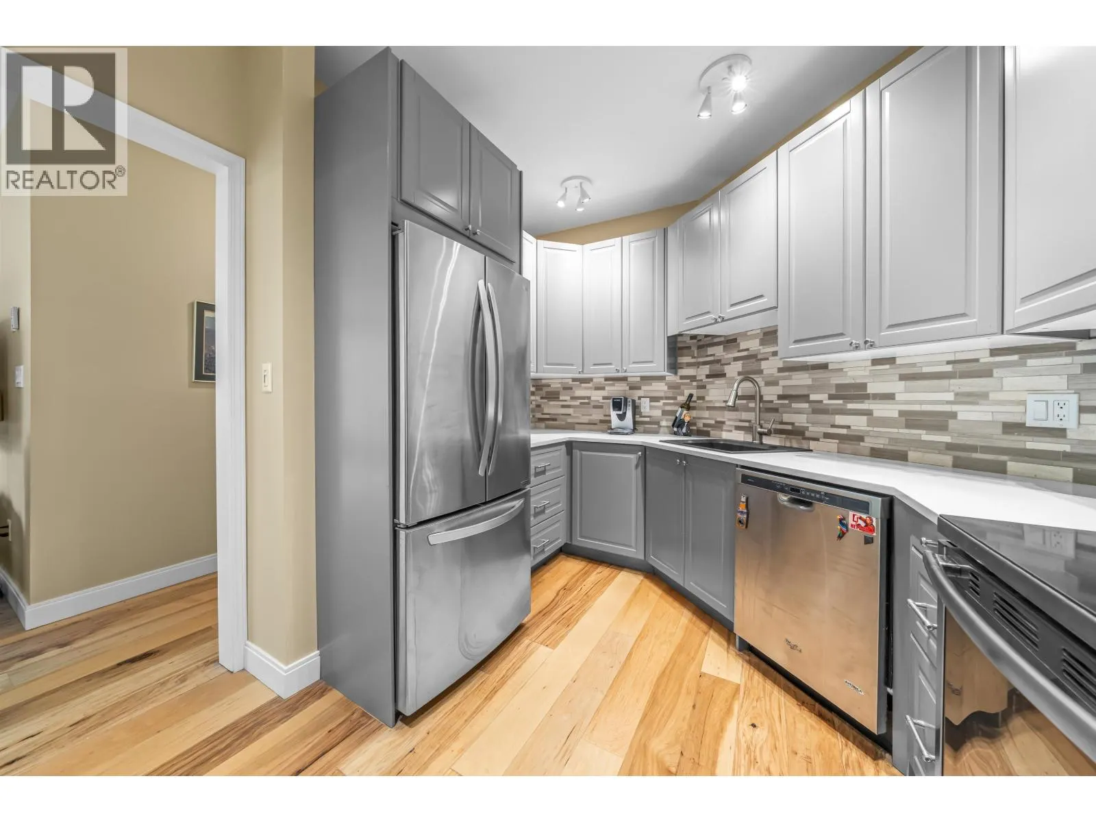 204 1150 QUAYSIDE DRIVE