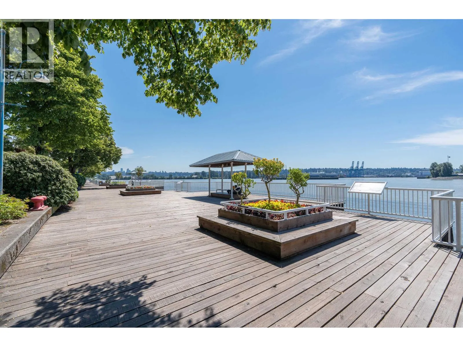204 1150 QUAYSIDE DRIVE