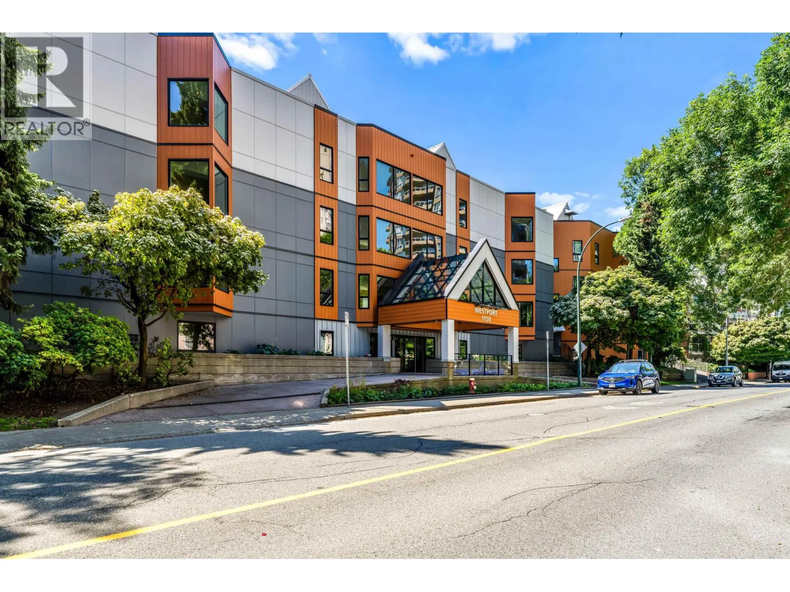 204 1150 QUAYSIDE DRIVE