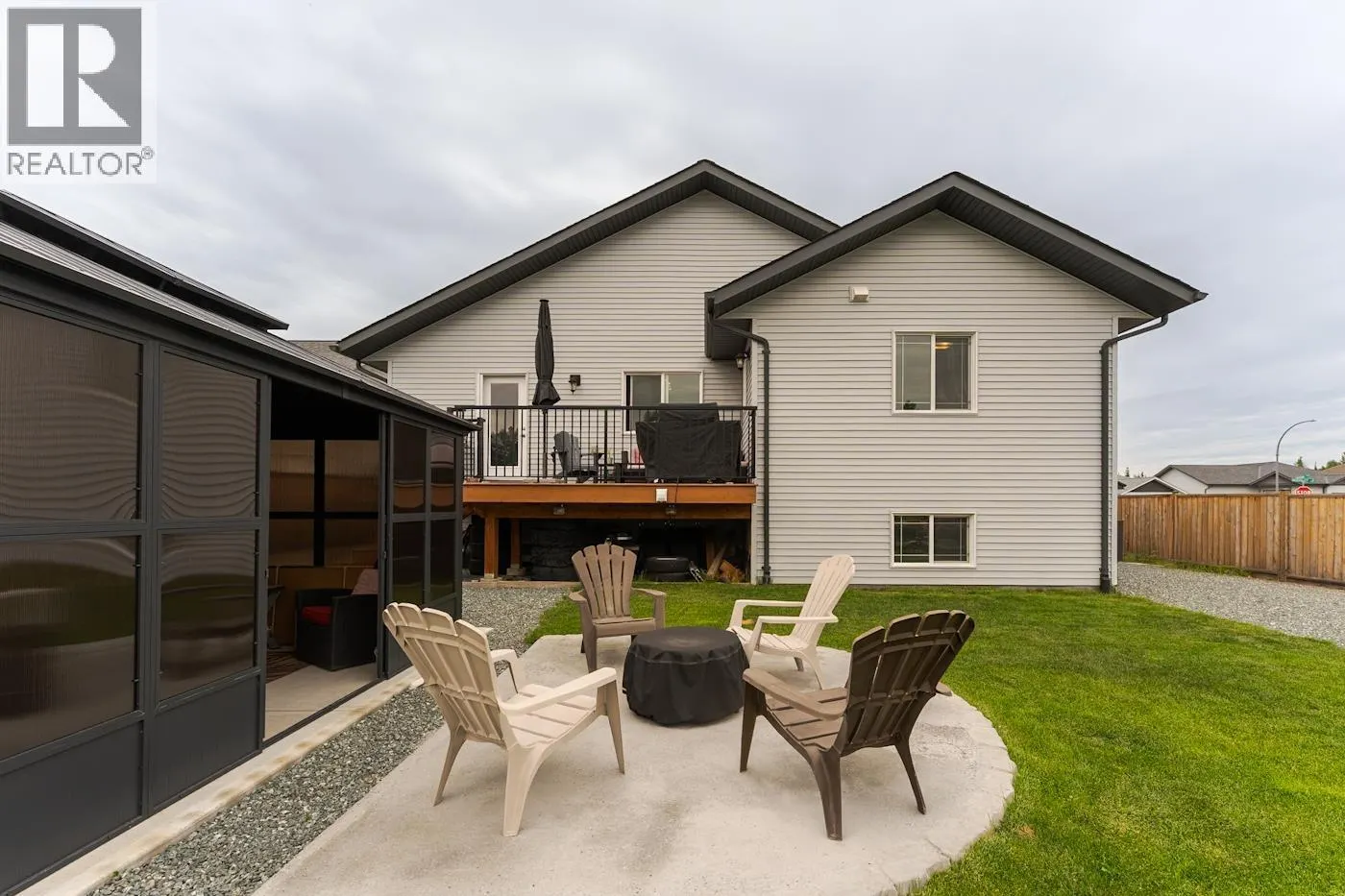 5355 WOODVALLEY DRIVE