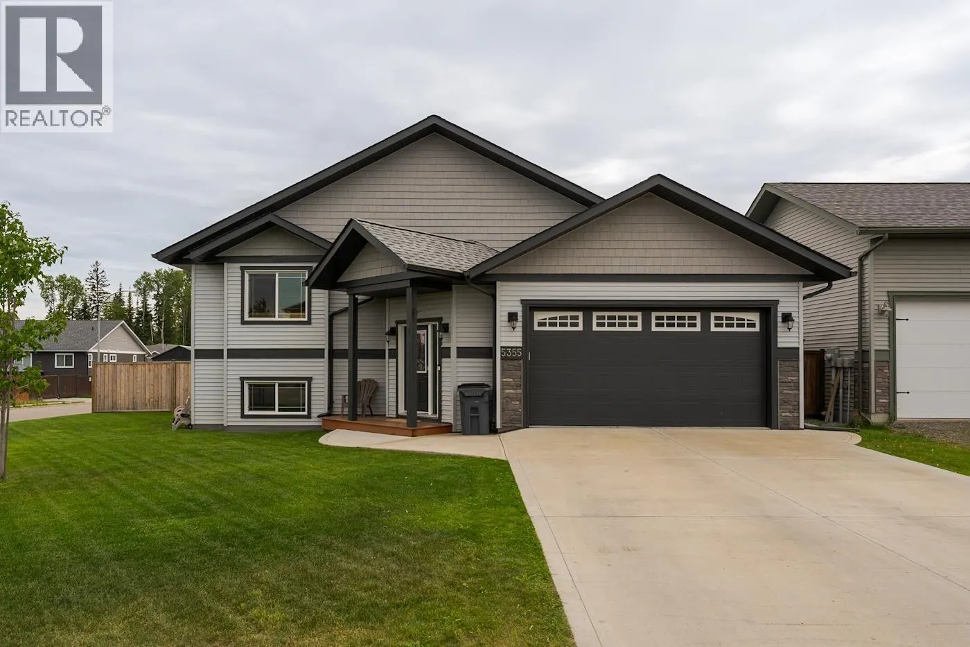 5355 WOODVALLEY DRIVE